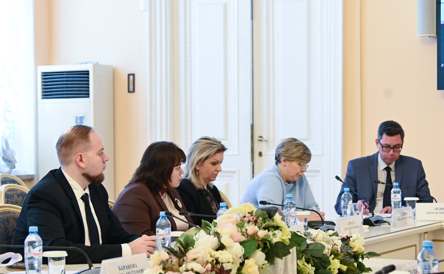 Участие сенаторов в заседании рабочей группы МПА СНГ по подготовке модельного закона «О платформенной занятости»