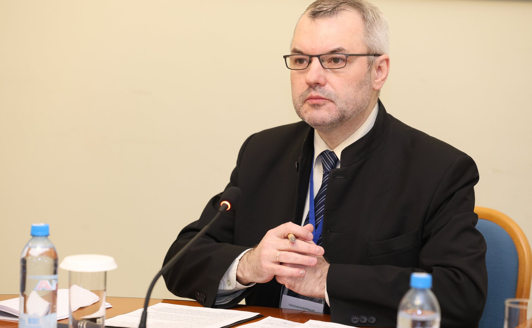 Заседание круглого стола на тему «Образовательные мосты: университеты и языковые центры как важный фактор продвижения русского языка за рубежом»