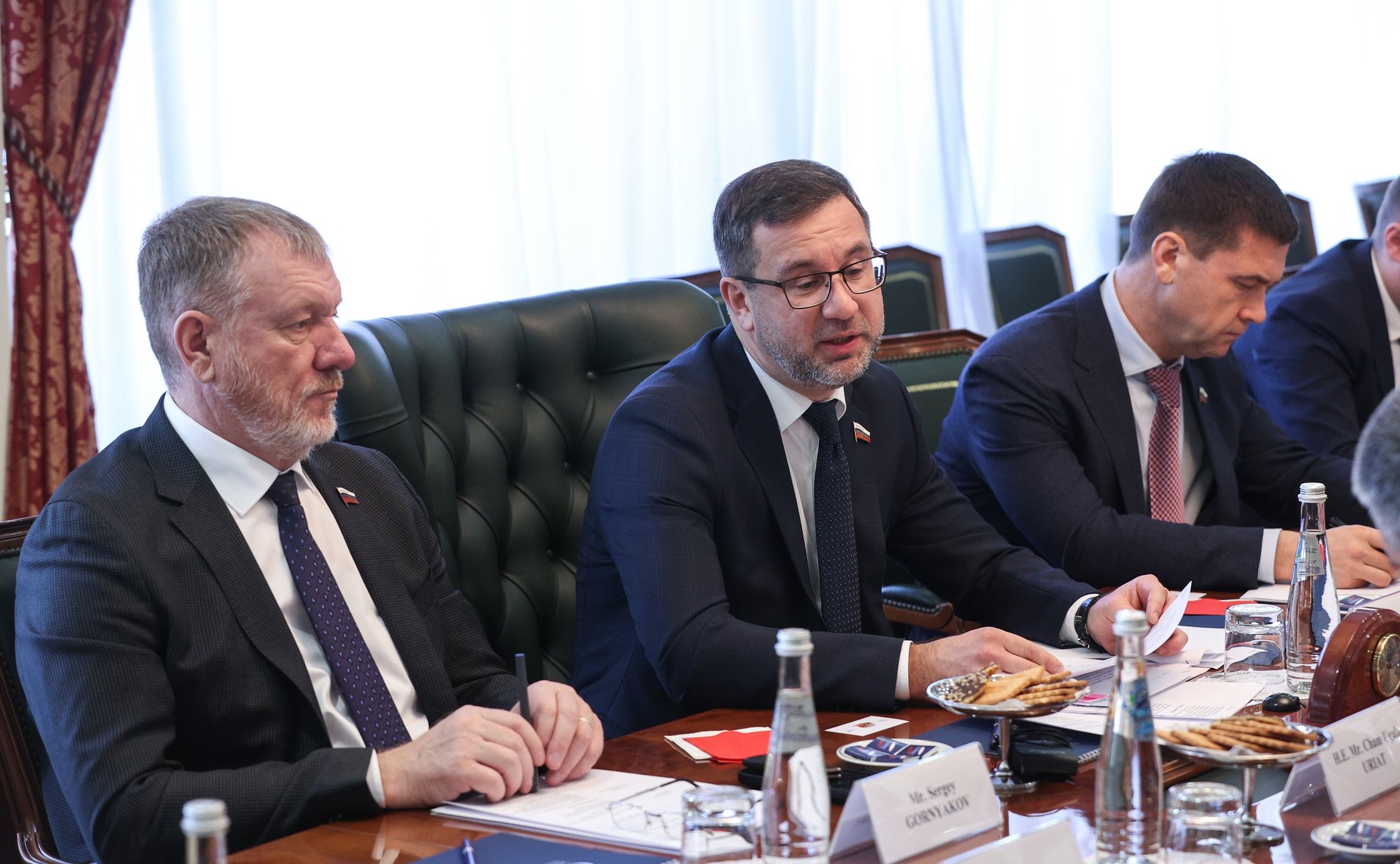 Николай Владимиров провел встречу с Чрезвычайным и Полномочным Послом Федеративной Демократической Республики Эфиопии в Российской Федерации Чамом Угалой Урятом