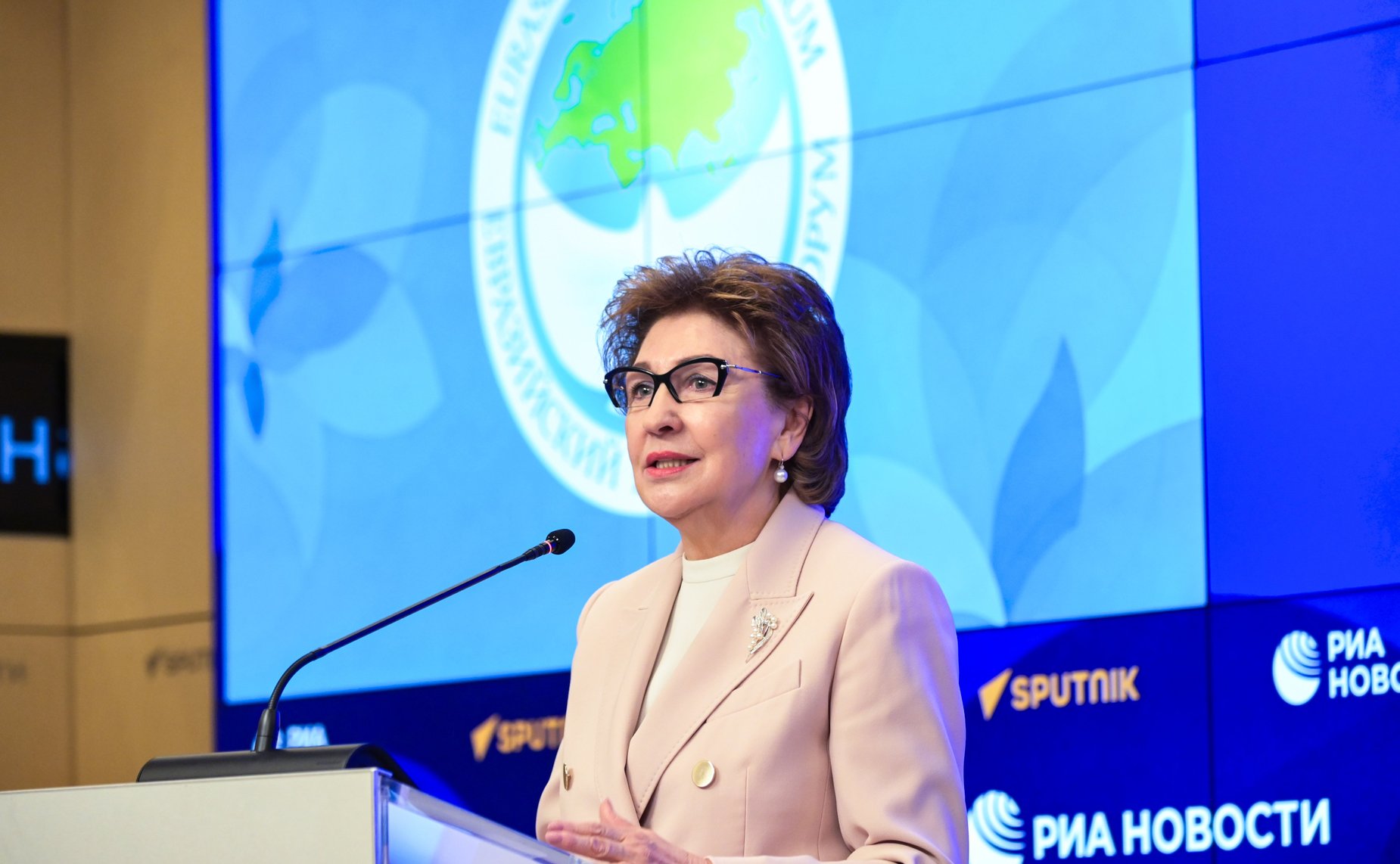 Галина Карелова