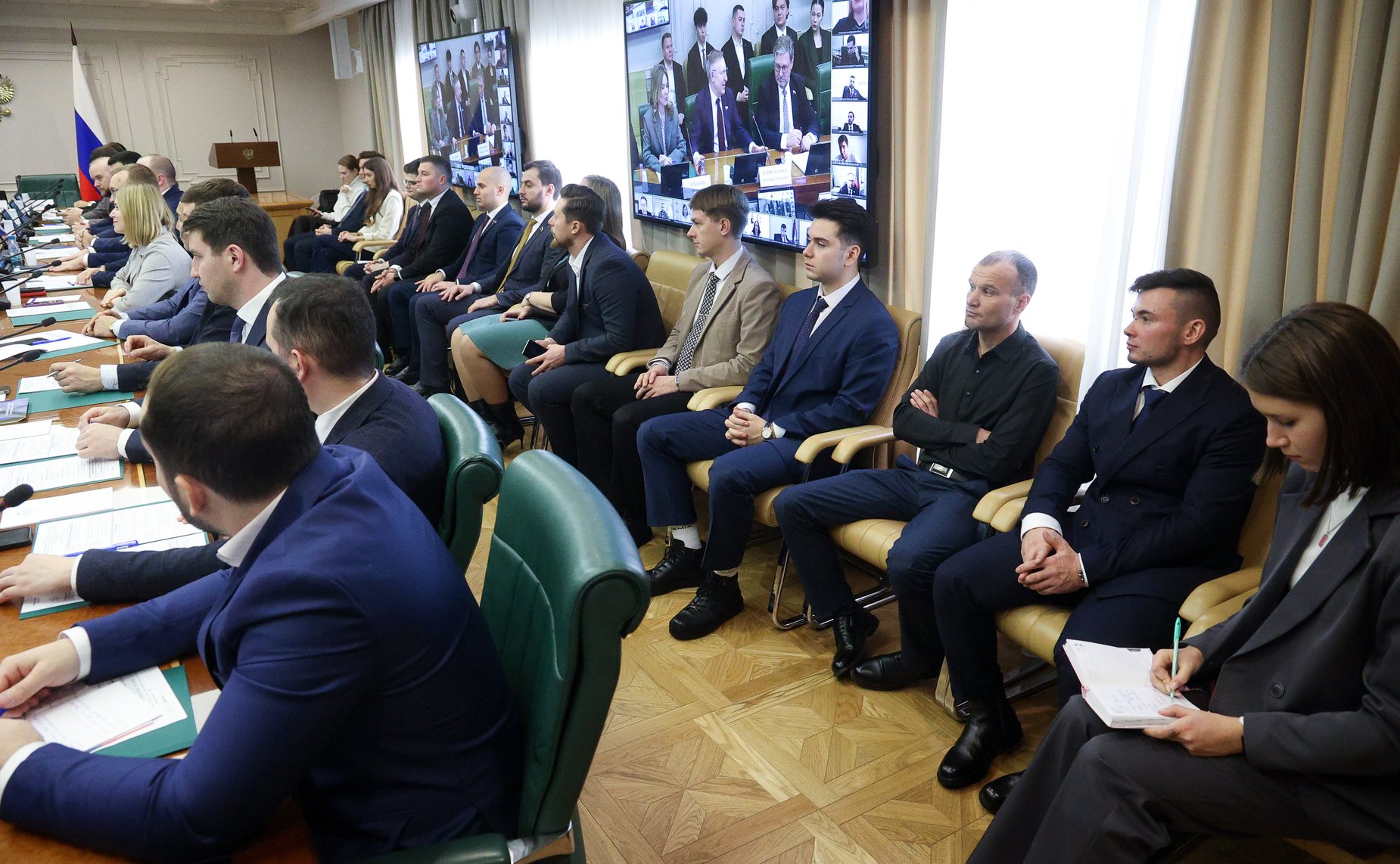 Семинар-совещание совместно с членами Палаты молодых законодателей при Совете Федерации «Геополитическая трансформация: новые центры силы и вызовы для международного порядка»