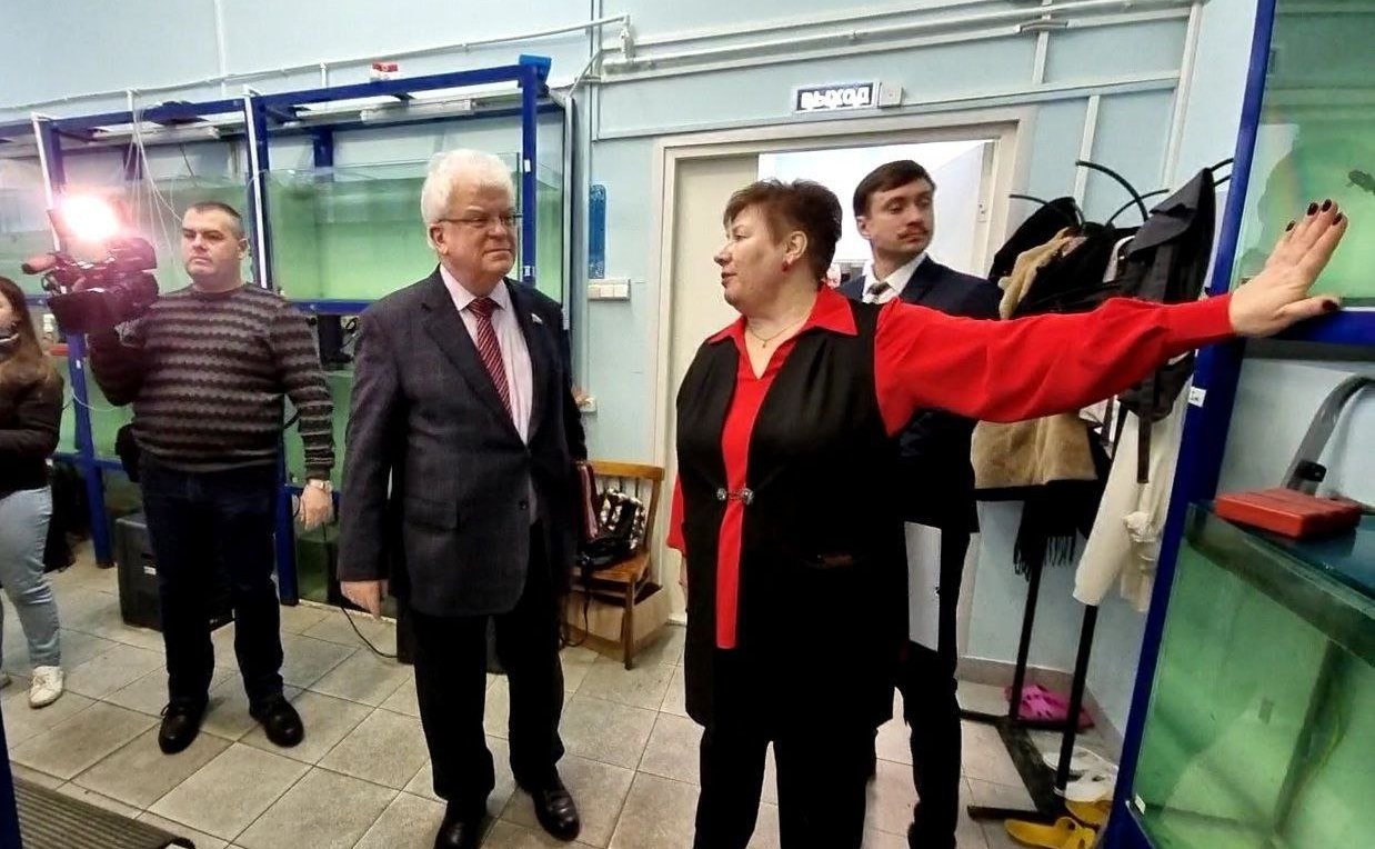 Владимир Чижов в рамках рабочей поездки в регион посетил Петрозаводский государственный университет (ПетрГУ) и Арктический центр университета