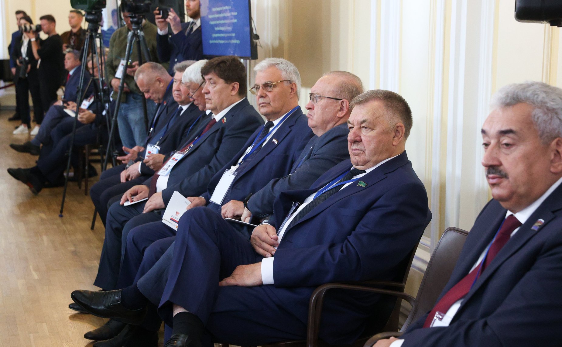 Встреча Председателя СФ Валентины Матвиенко и Председателя Совета Республики Национального собрания Республики Беларусь Натальи Кочановой с руководителями органов государственной власти субъектов Российской Федерации и регионов Республики Беларусь
