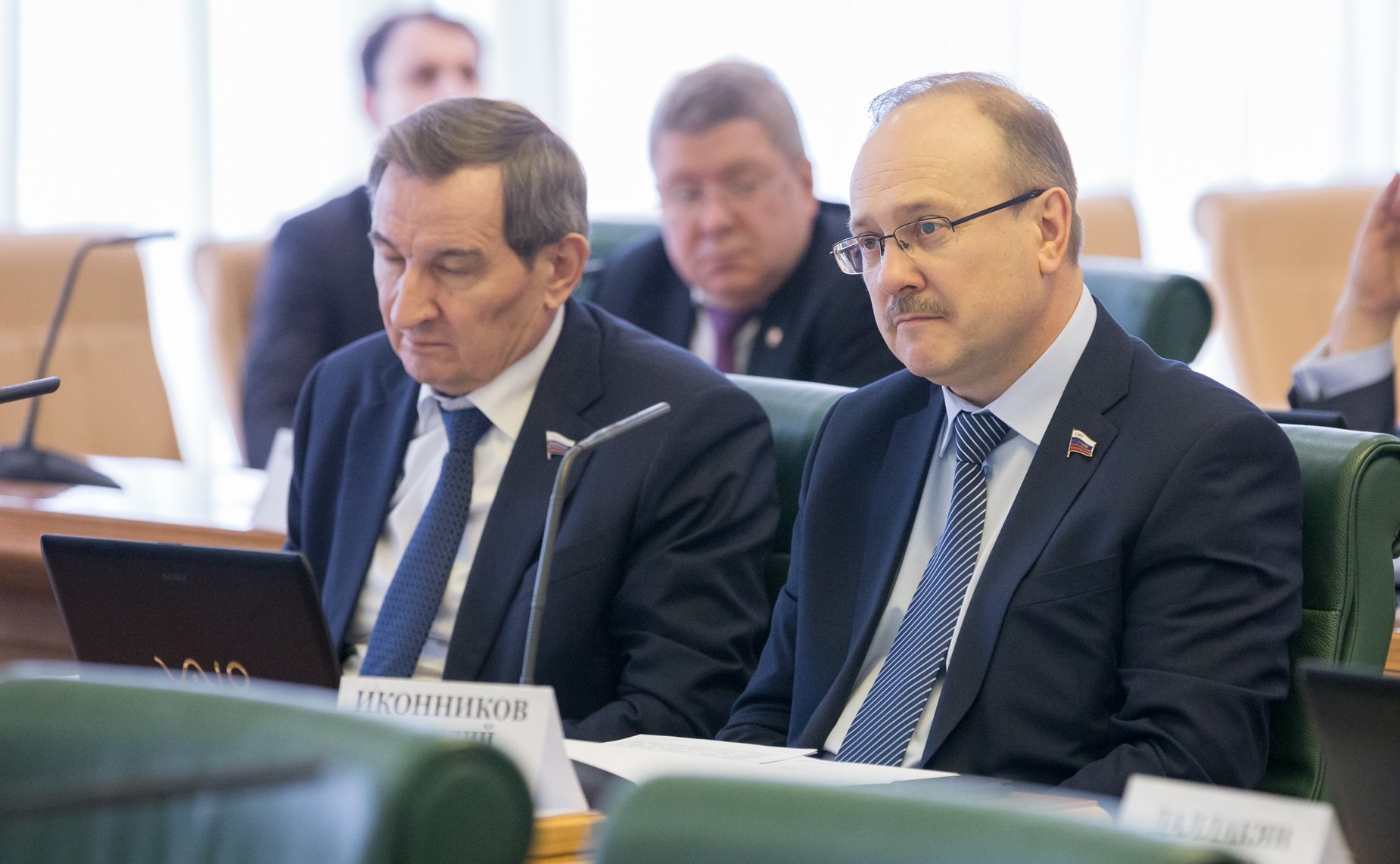 А. Лаврик и В. Иконников