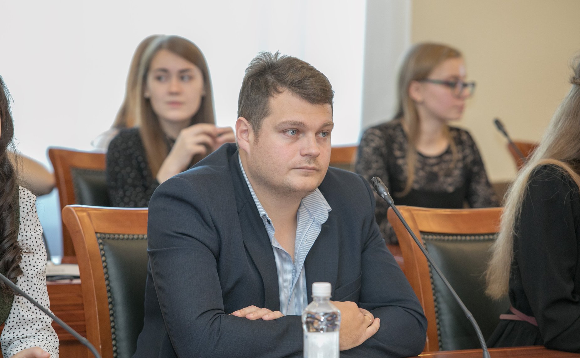 Заседание Дискуссионного клуба при Молодежном парламенте Вологодской области