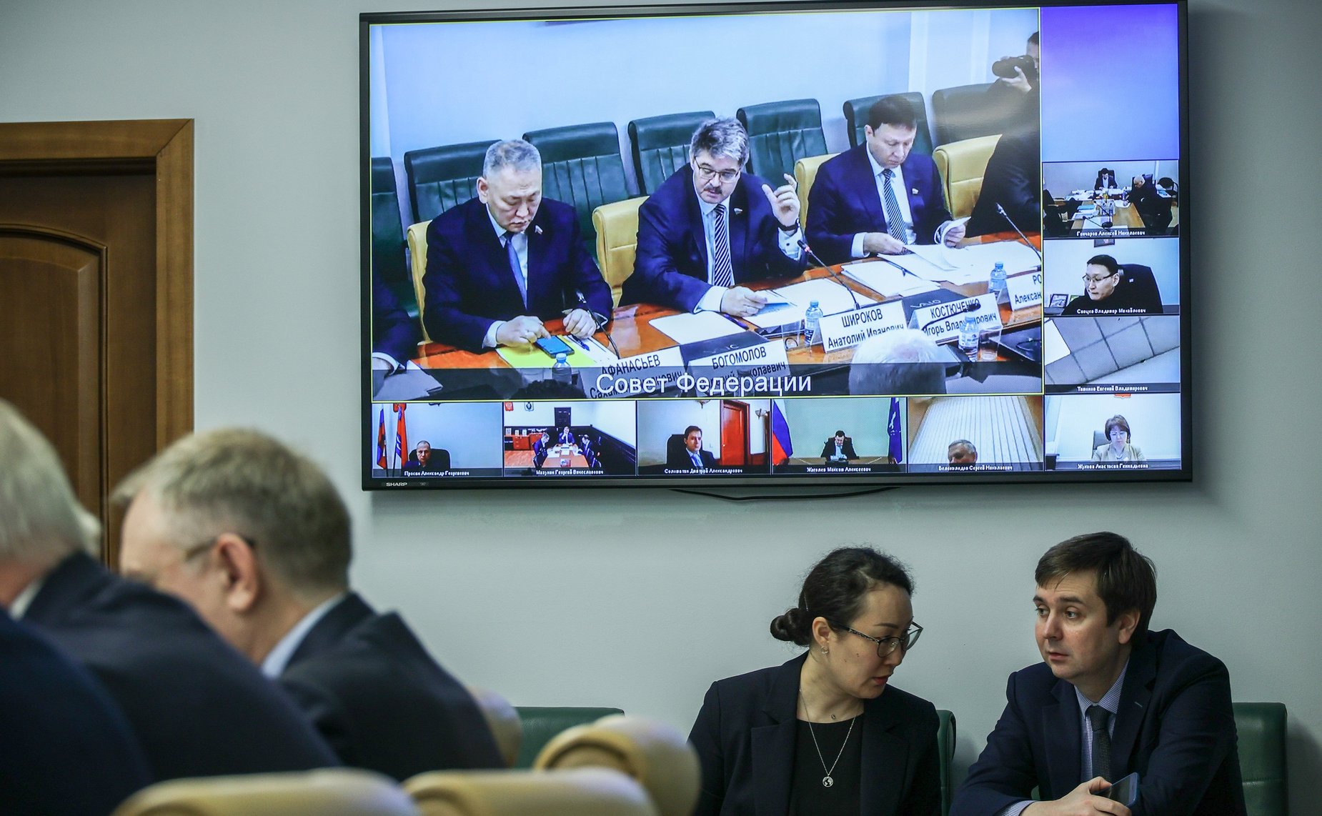 Совещание на тему «О приоритетных направлениях развития дорожного хозяйства в Дальневосточном федеральном округе»