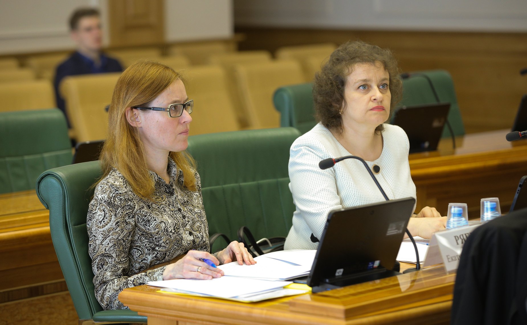 Парламентские слушания Комитета СФ по конституционному законодательству и государственному строительству