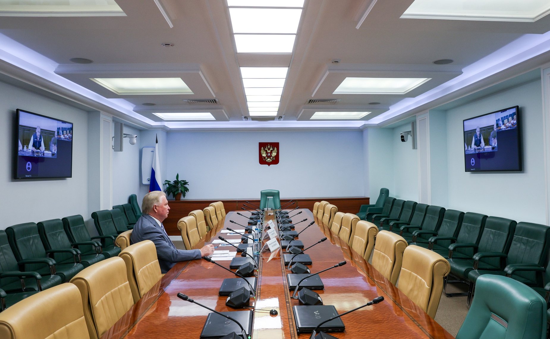 Совещание Комитета Совета Федерации по Регламенту и организации парламентской деятельности «Новации законодательства Российской Федерации о противодействии коррупции»