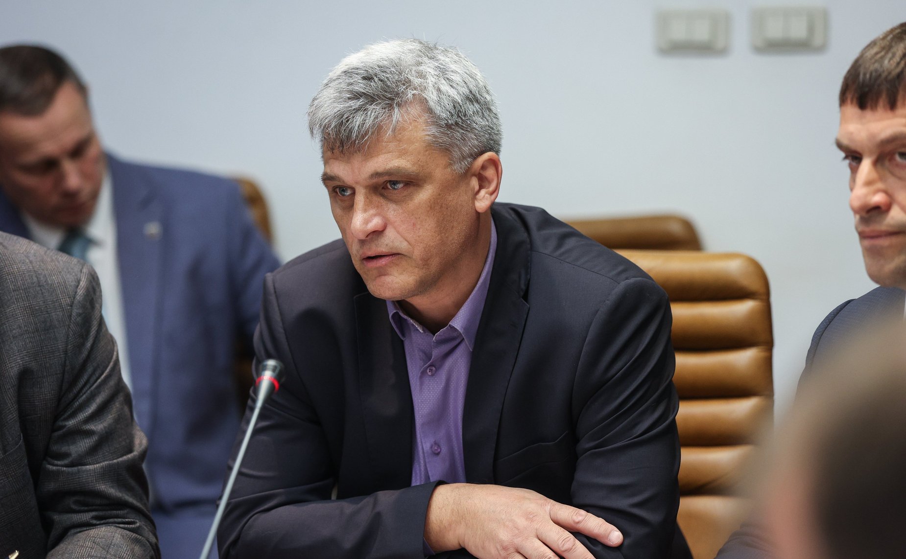 Совещание Комитета СФ по обороне и безопасности совместно с Комитетом СФ по экономической политике «О возможном сокращении переходного периода замены государственных регистрационных знаков автомобилей в ДНР, ЛНР, Запорожской и Херсонской областях»