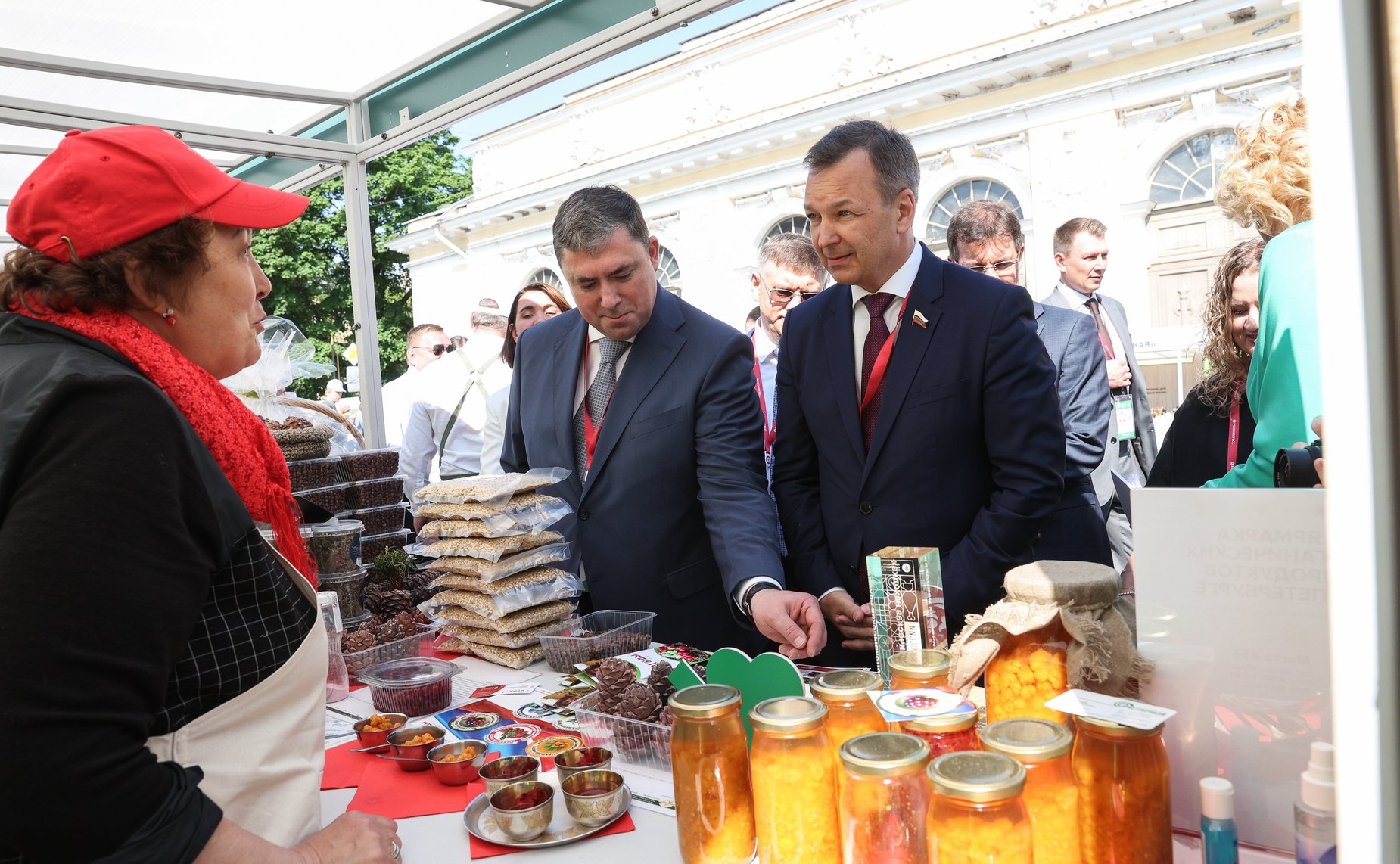 Открытие ярмарки Российской экологической продукции в рамках X Невского международного экологического конгресса