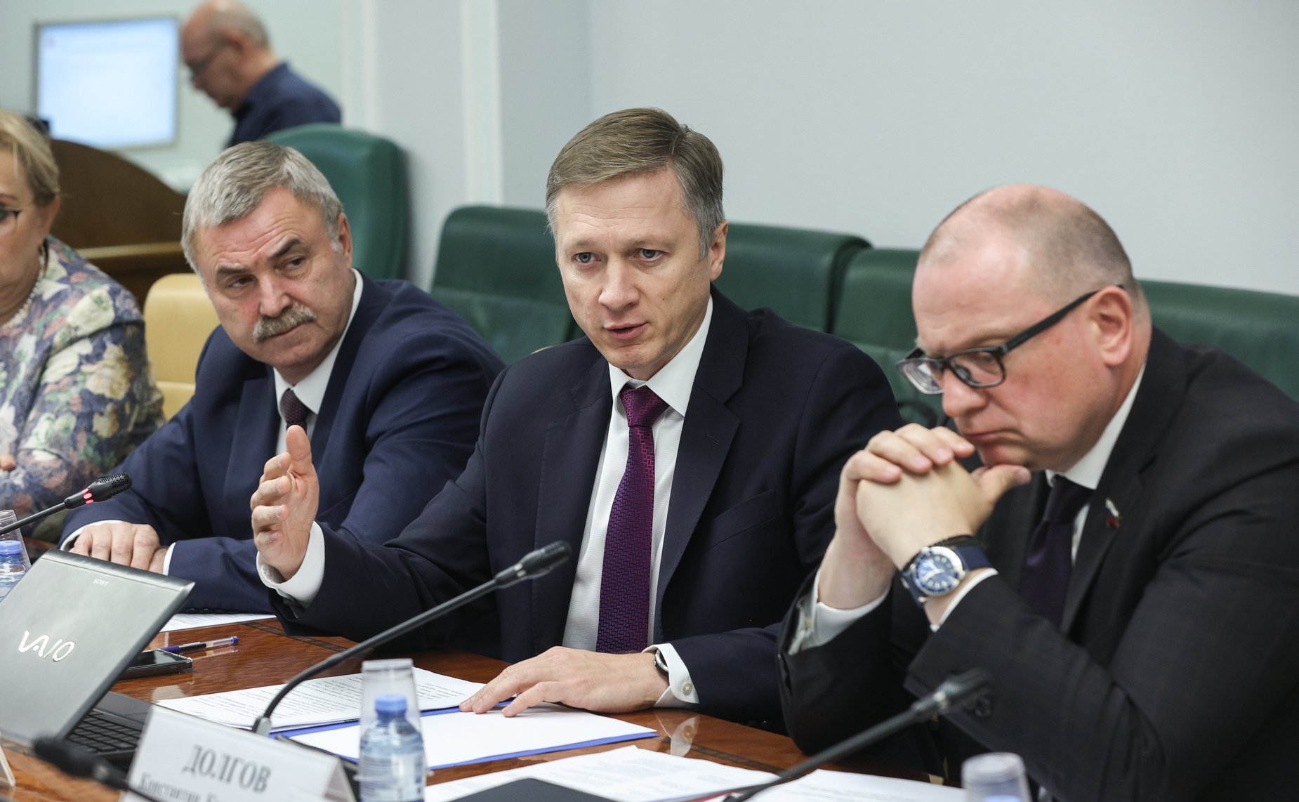 Круглый стол Комитета СФ по экономической политике на тему «Перспективы импортозамещения в дорожно-строительной отрасли»