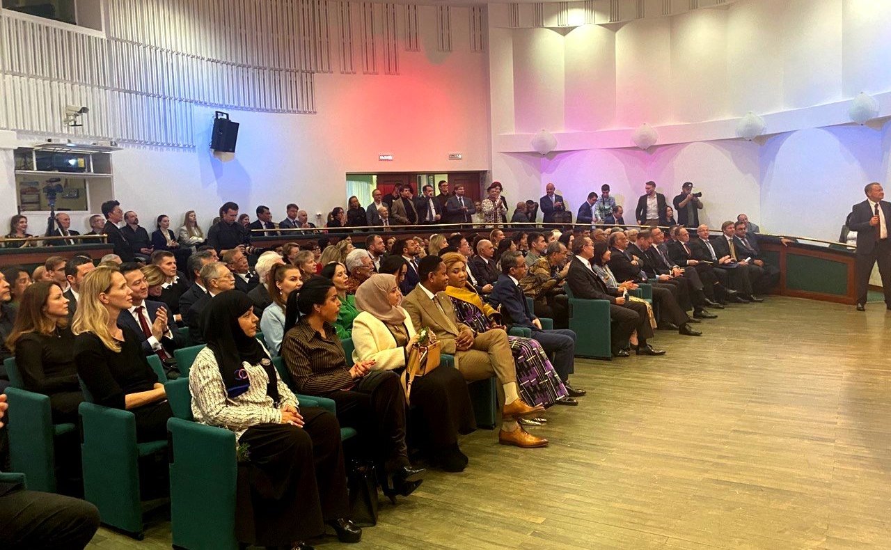 Торжественная церемония презентации Общества дружбы с Индонезией