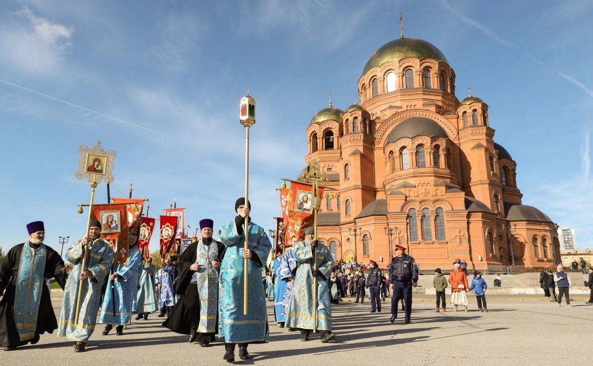 Николай Семисотов принял участие в мероприятиях города-героя Волгограда в честь Дня народного единства