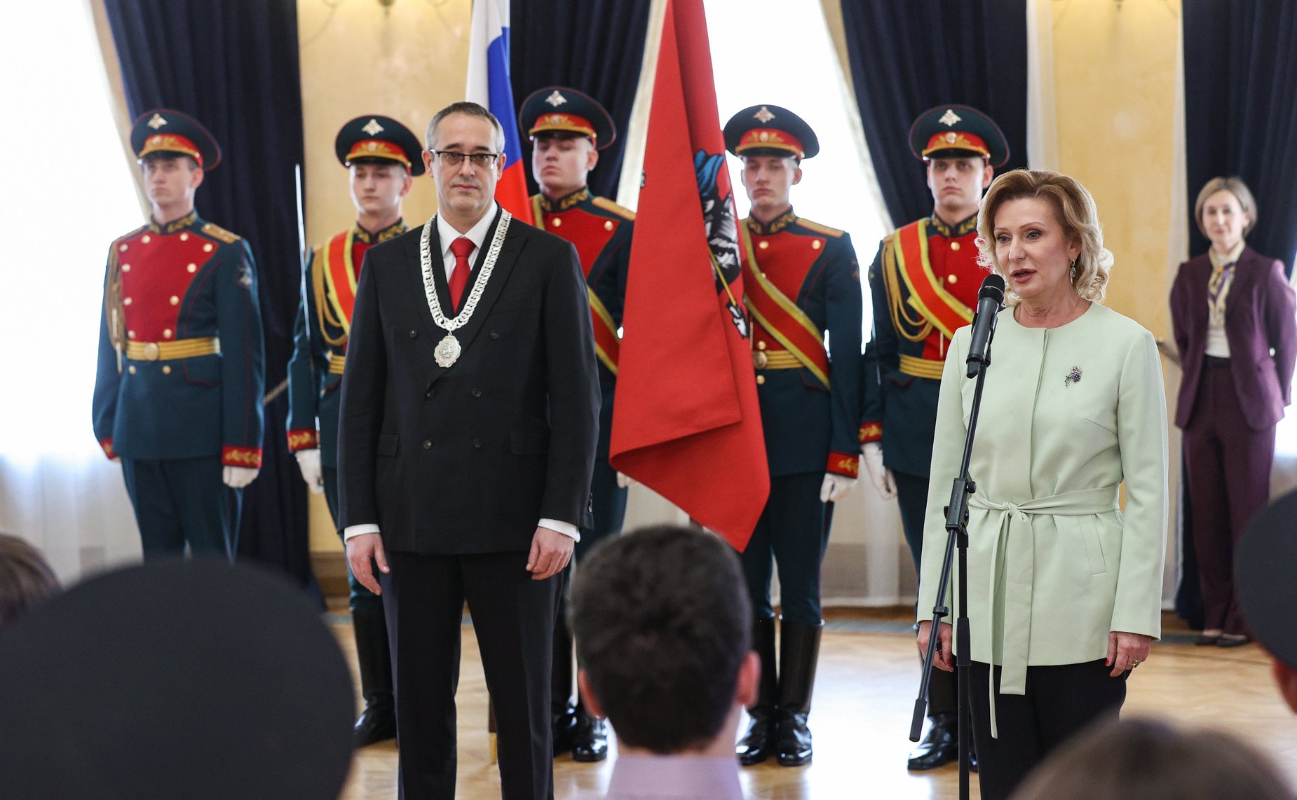 Торжественная церемония награждения детей Москвы медалью Совета Федерации «За проявленное мужество»