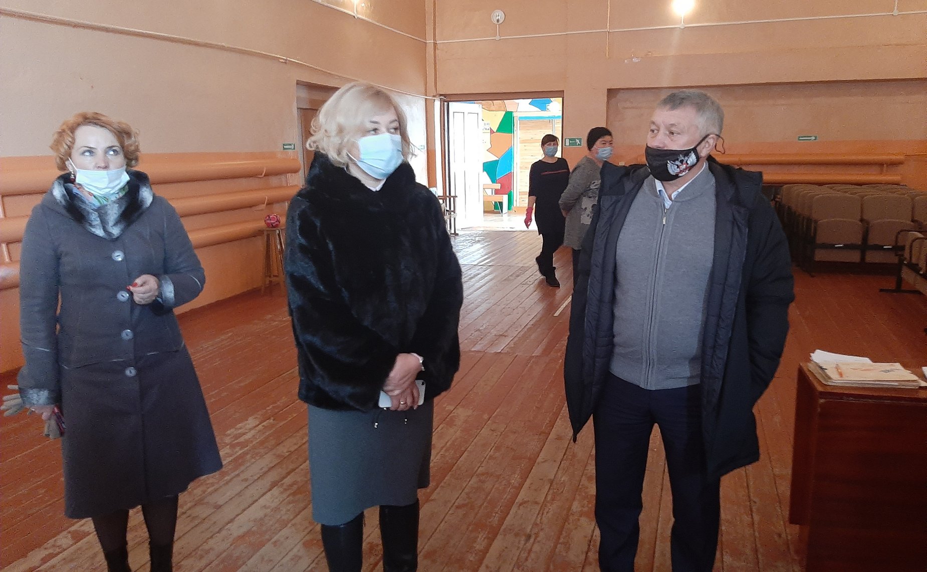 С. Михайлов совместно с министром культуры края осмотрели культурные учреждения нескольких сел Нерчинского района