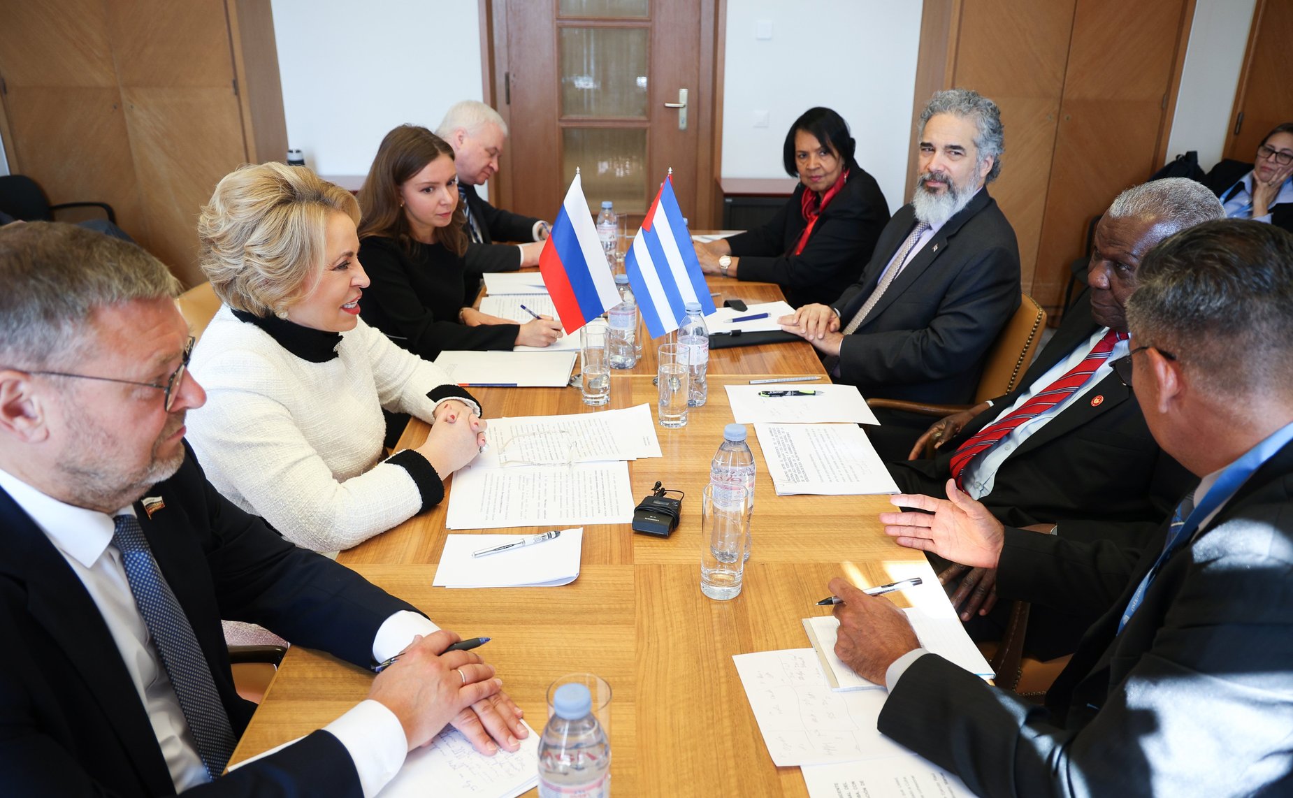 Встреча Председателя Совета Федерации Валентины Матвиенко с Председателем Национальной ассамблеи народной власти и Государственного Совета Республики Куба Эстебаном Ласо Эрнандесом