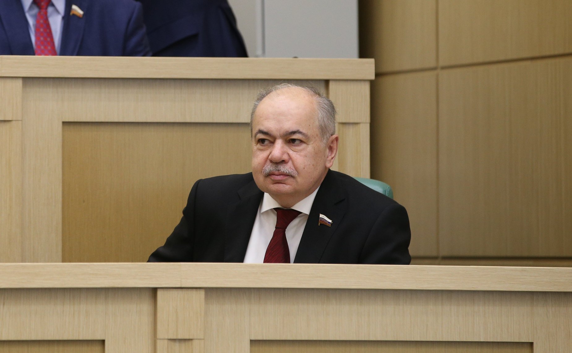 Ильяс Умаханов