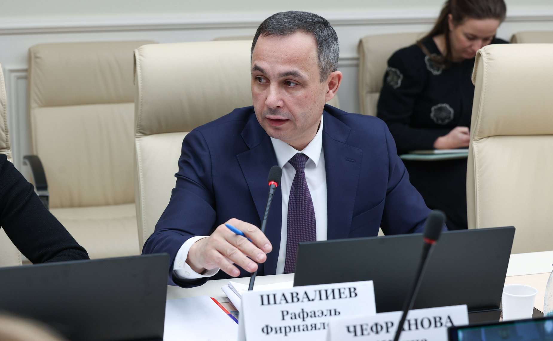 Круглый стол на тему «Финансовые аспекты деятельности фондов помощи тяжелобольным детям: проблемы и перспективы»