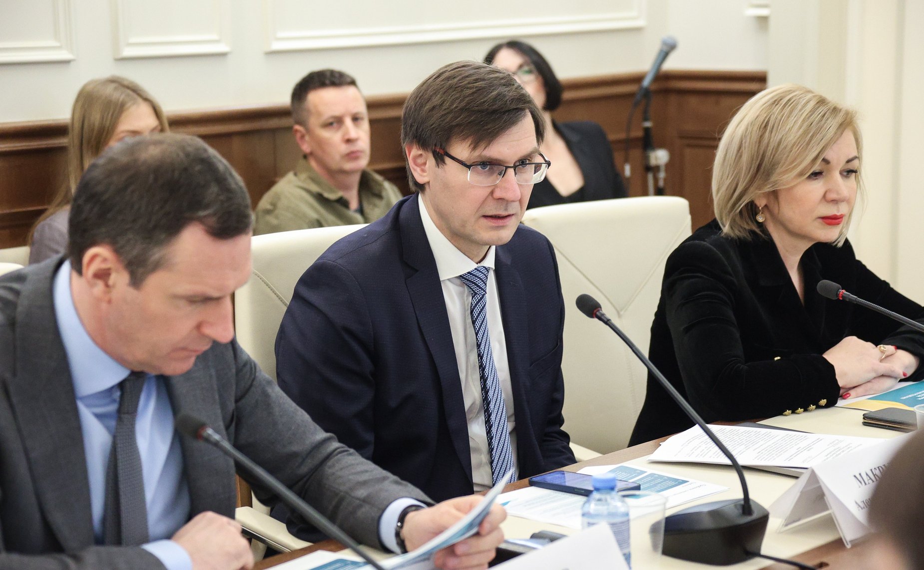 Расширенное заседание Комитета СФ по аграрно-продовольственной политике и природопользованию по проблемным вопросам реформирования сферы обращения с твердыми коммунальными отходами в субъектах РФ