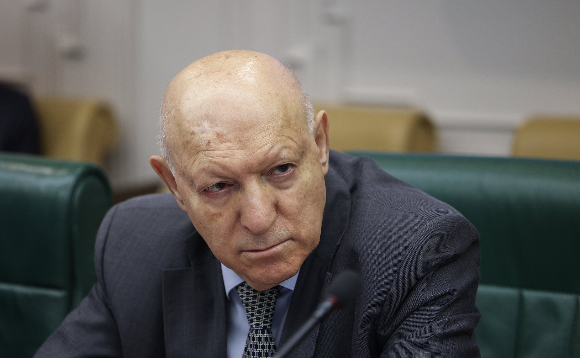 Круглый стол Комитета Совета Федерации по международным делам «Роль Российской Федерации в развитии международных транспортных коридоров в современных международных условиях»