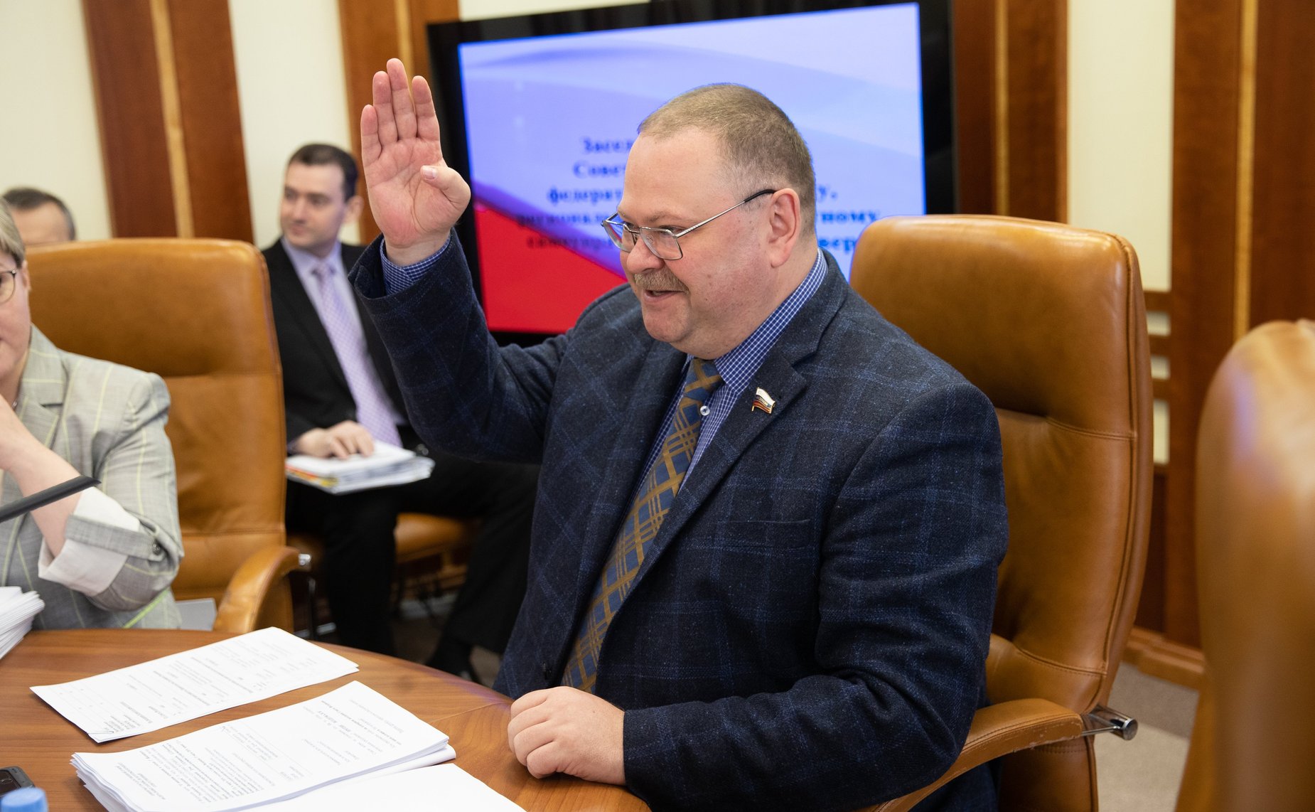 Олег Мельниченко