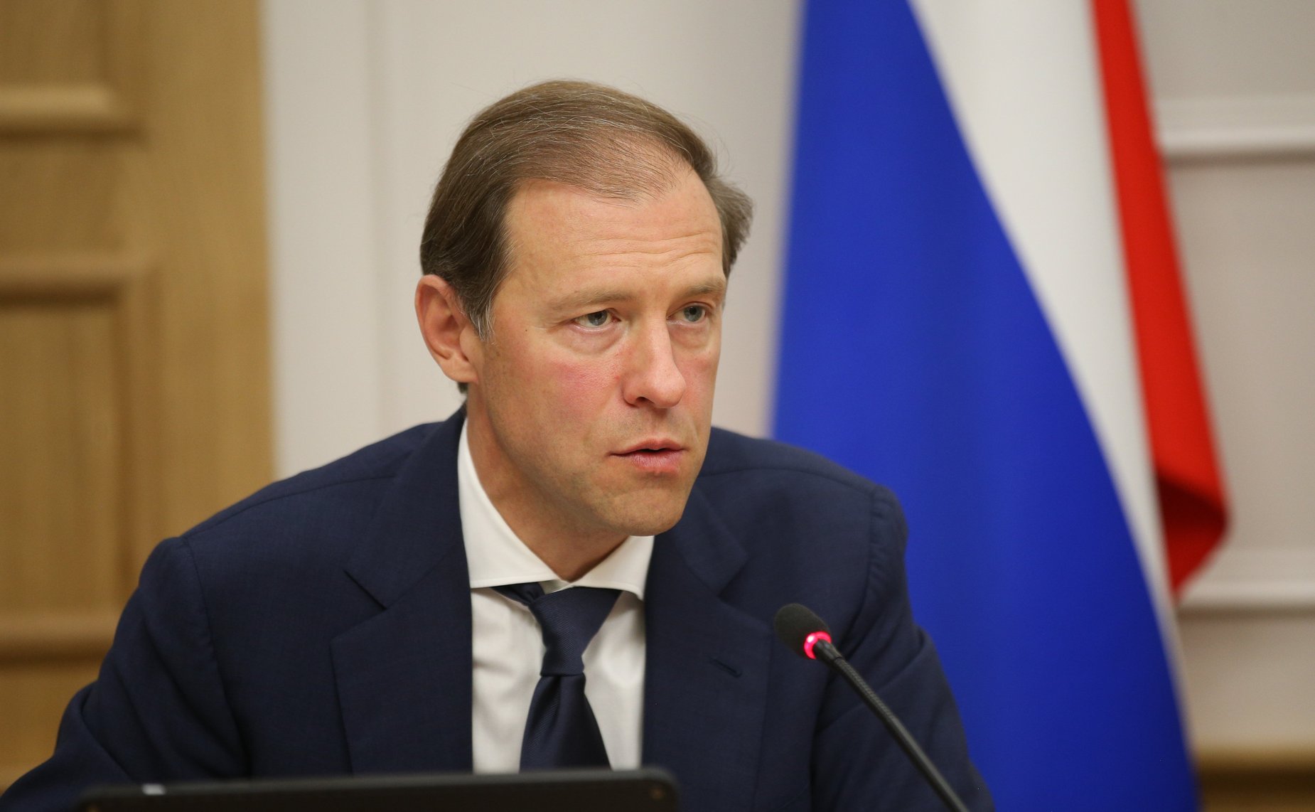 Встреча сенаторов Российской Федерации с Министром промышленности и торговли РФ Денисом Мантуровым в формате «Открытого диалога»