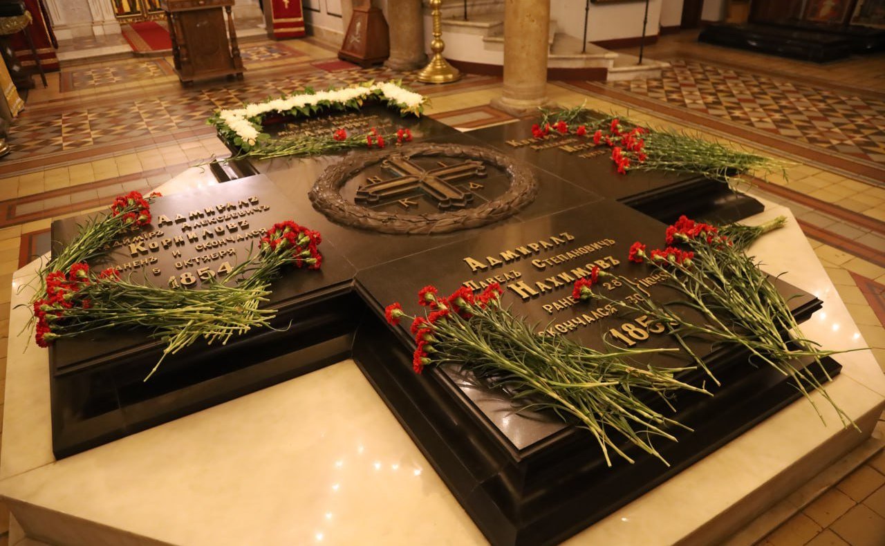 Лариса Мельник приняла участие в памятных мероприятиях, посвящённых 170-й годовщине со дня окончания 349-дневной героической обороны города в годы Крымской войны