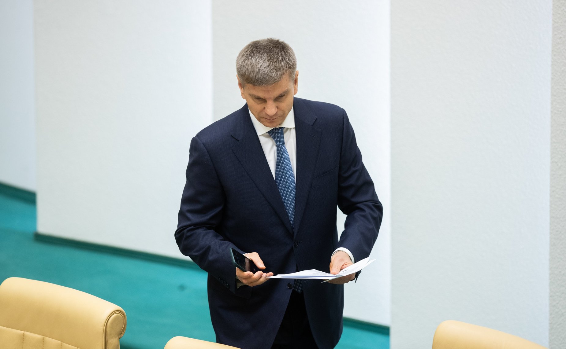 Геннадий Голов