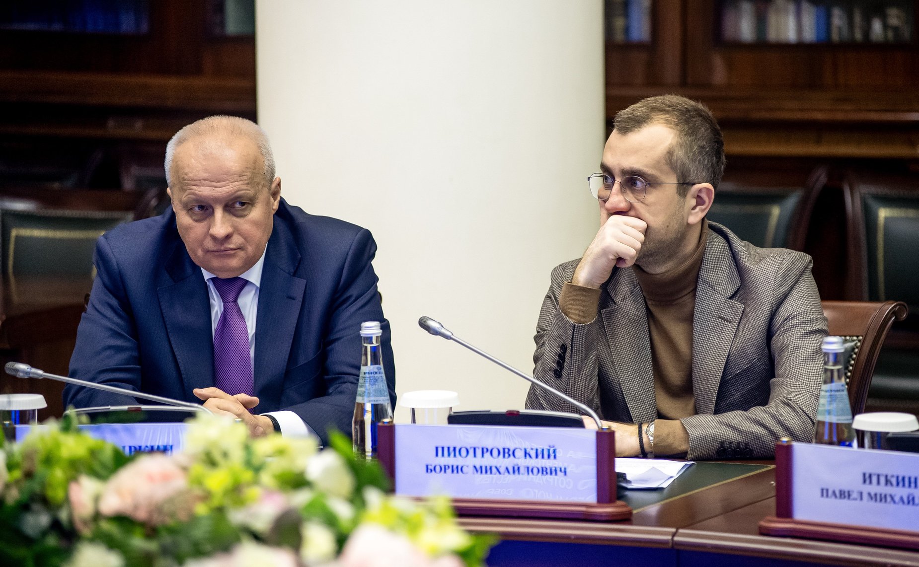 Заместитель Председателя Совета Федерации Юрий Воробьев и заместитель Председателя Национального Собрания Республики Армения Акоб Аршакян провели встречу в Санкт-Петербурге