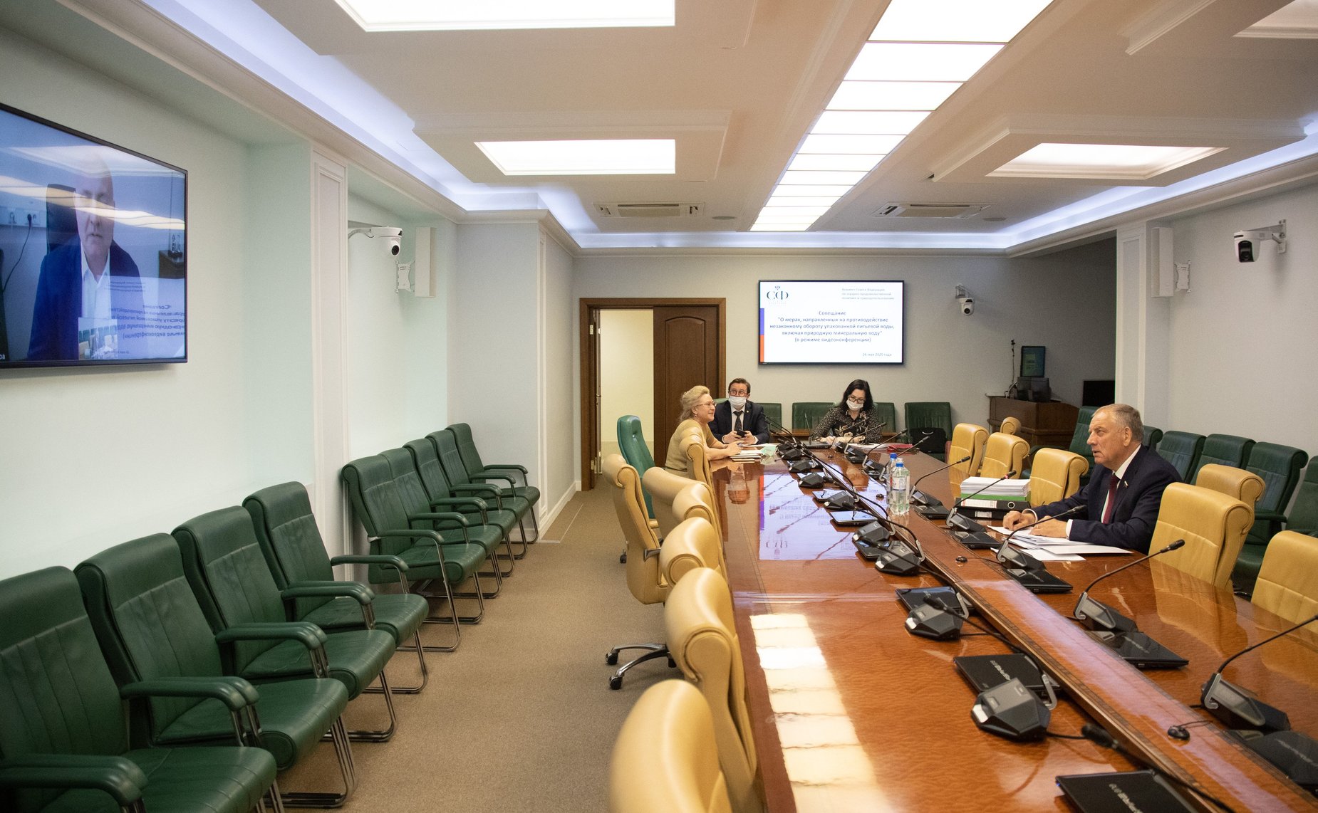 Совещание Комитета СФ по аграрно-продовольственной политике и природопользованию в режиме видеоконференции