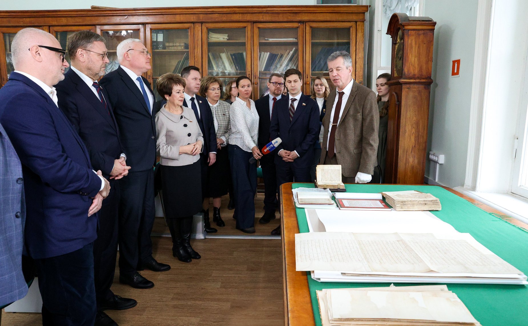 Первое заседание в рамках «Сенатских чтений» на тему «От Вече до Правительствующего сената: предыстория российского парламентаризма»