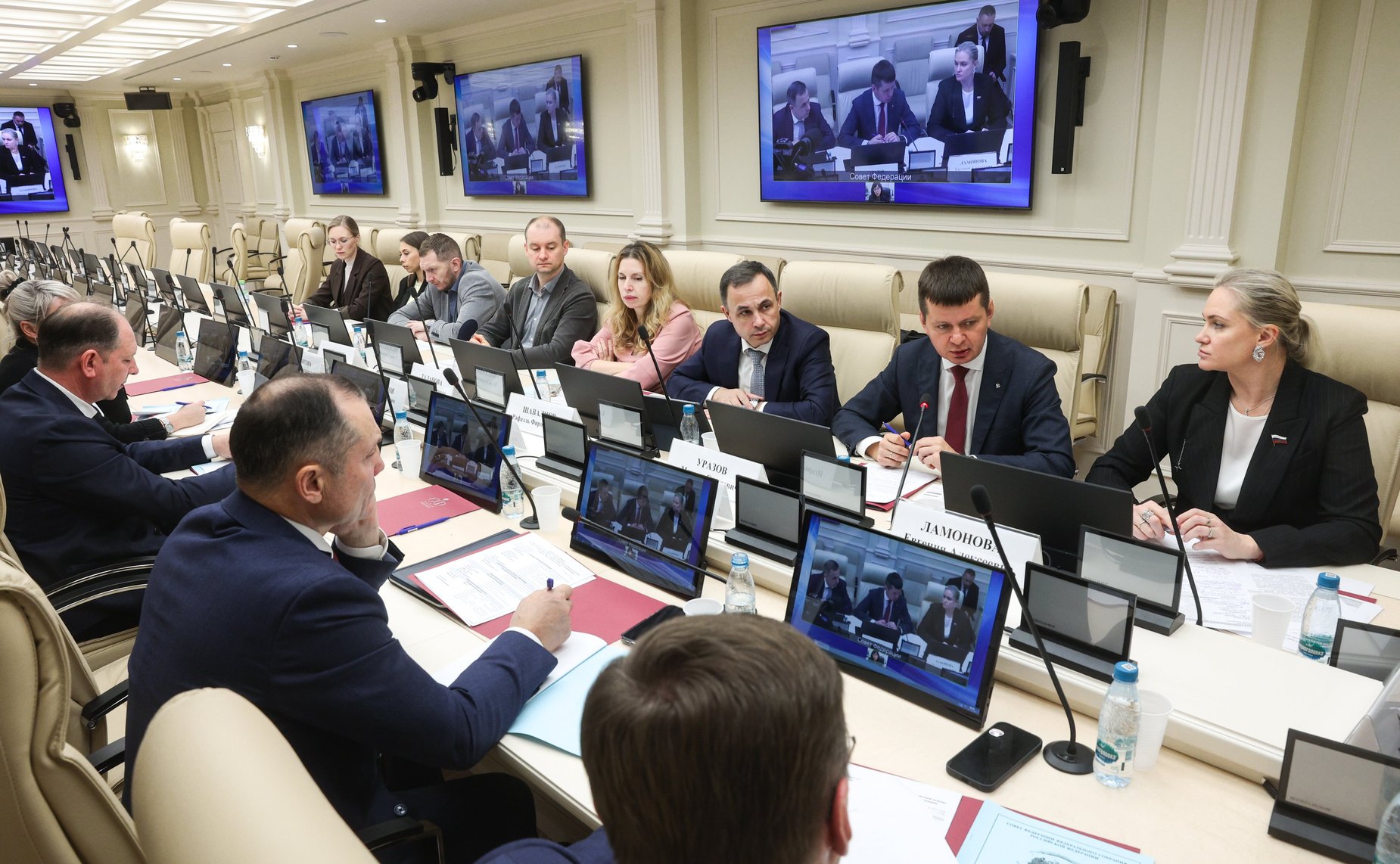 Круглый стол Комитета СФ по социальной политике на тему «Студенческий спорт и здоровье нации: пути формирования активного образа жизни молодежи»