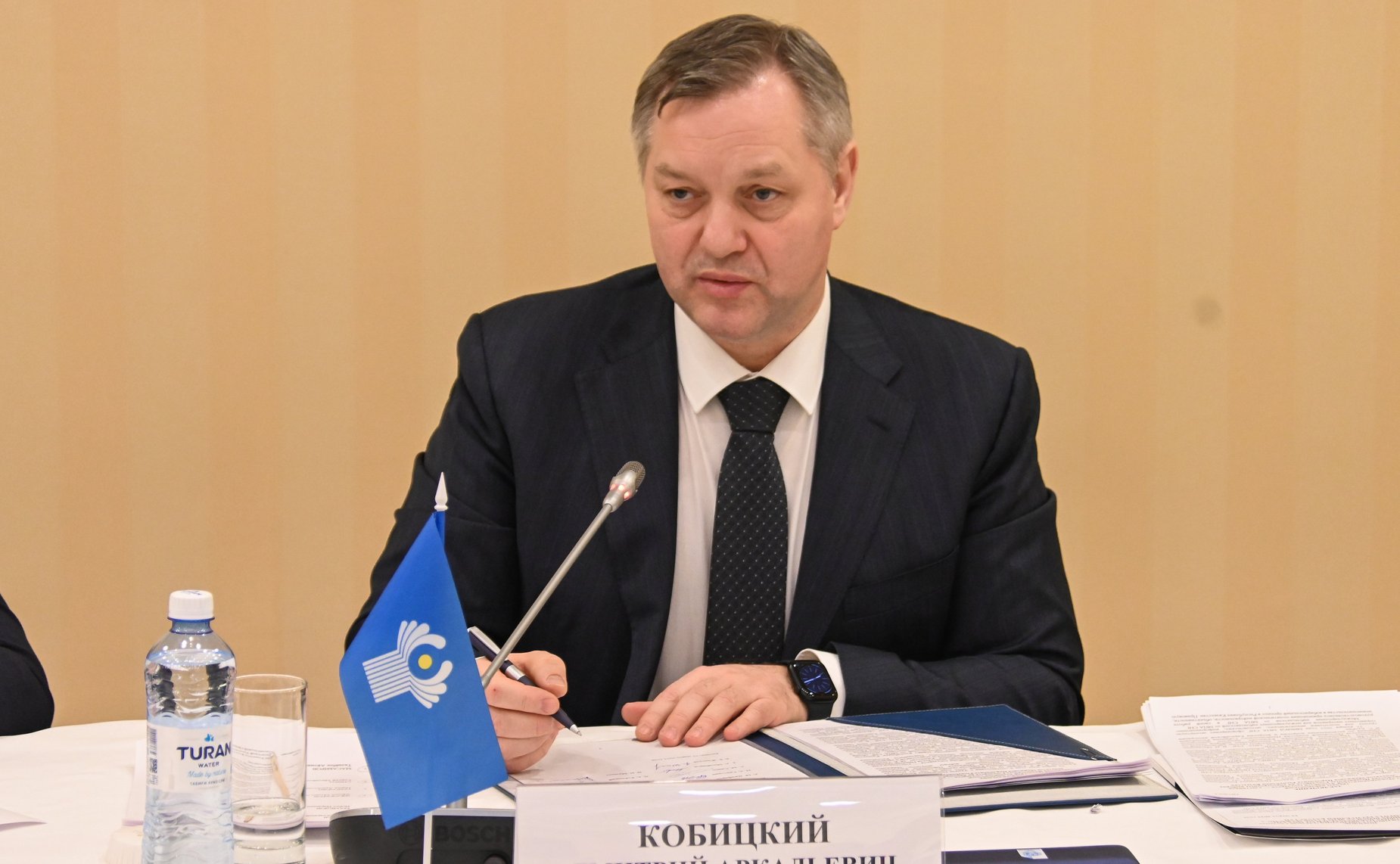 Сенаторы РФ приняли участие в наблюдении за проведением внеочередных выборов депутатов Мажилиса Парламента Республики Казахстан в составе миссий международных наблюдателей