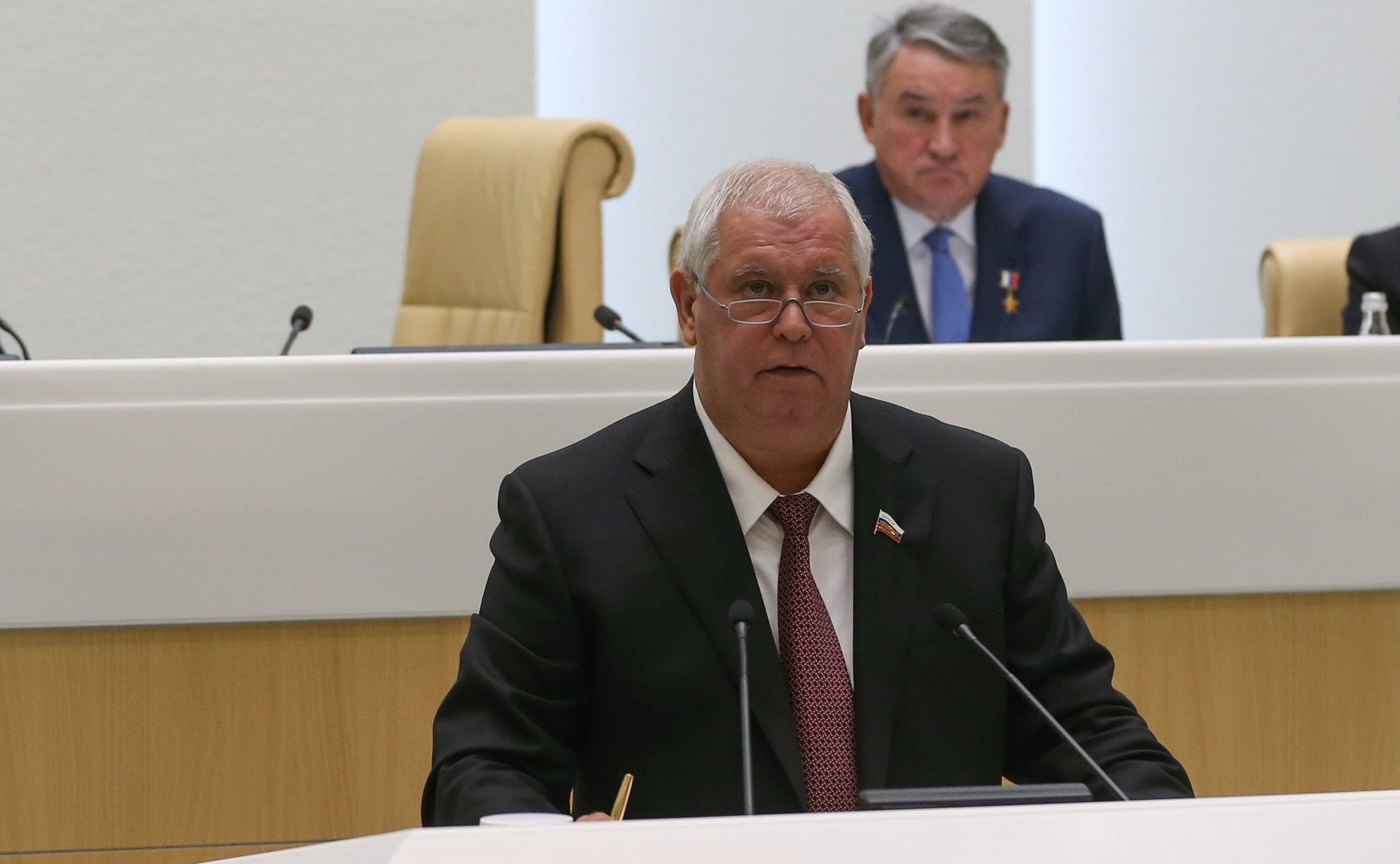 Олег Селезнев