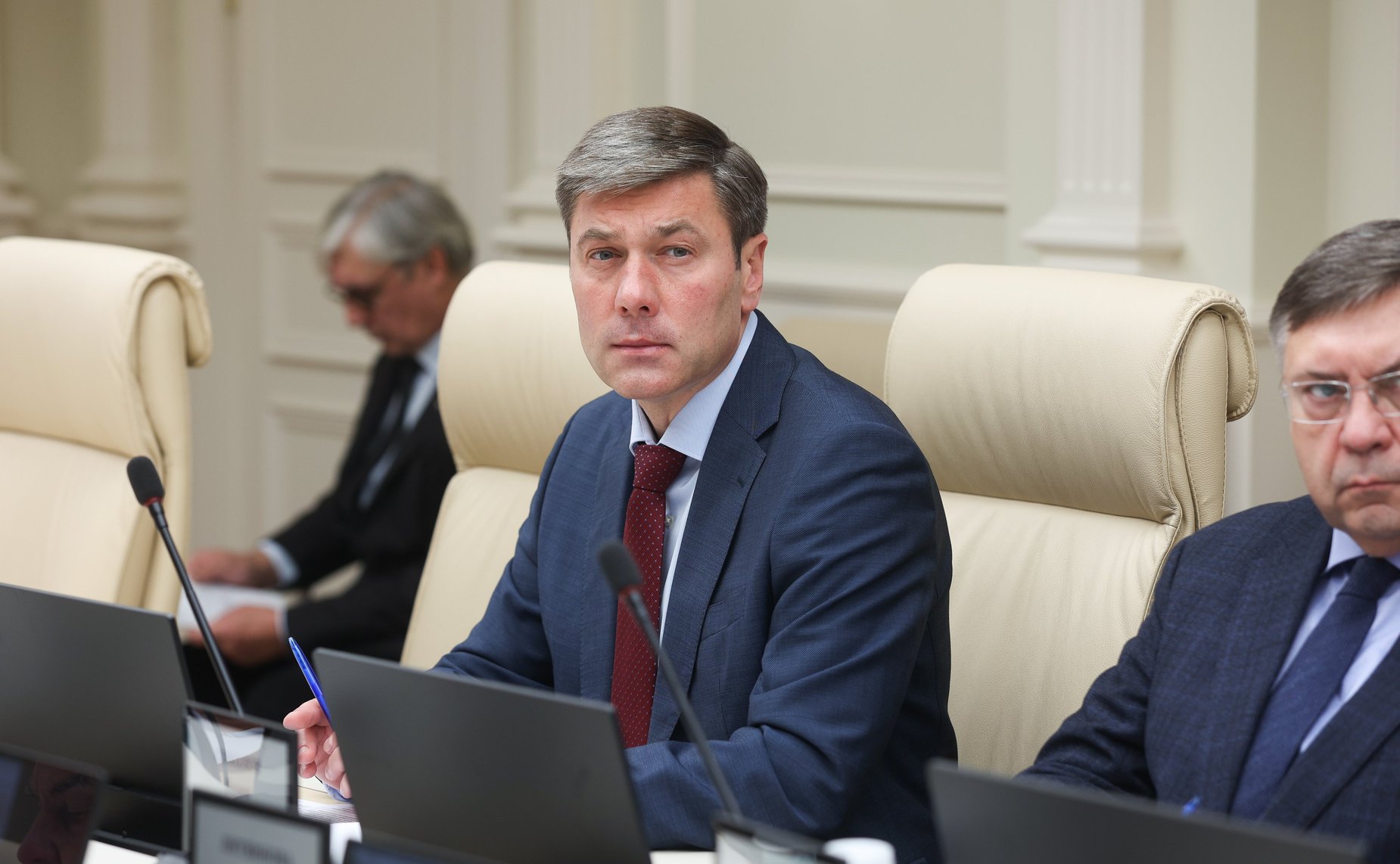Круглый стол на тему «Права потребителей при оказании платных образовательных услуг»