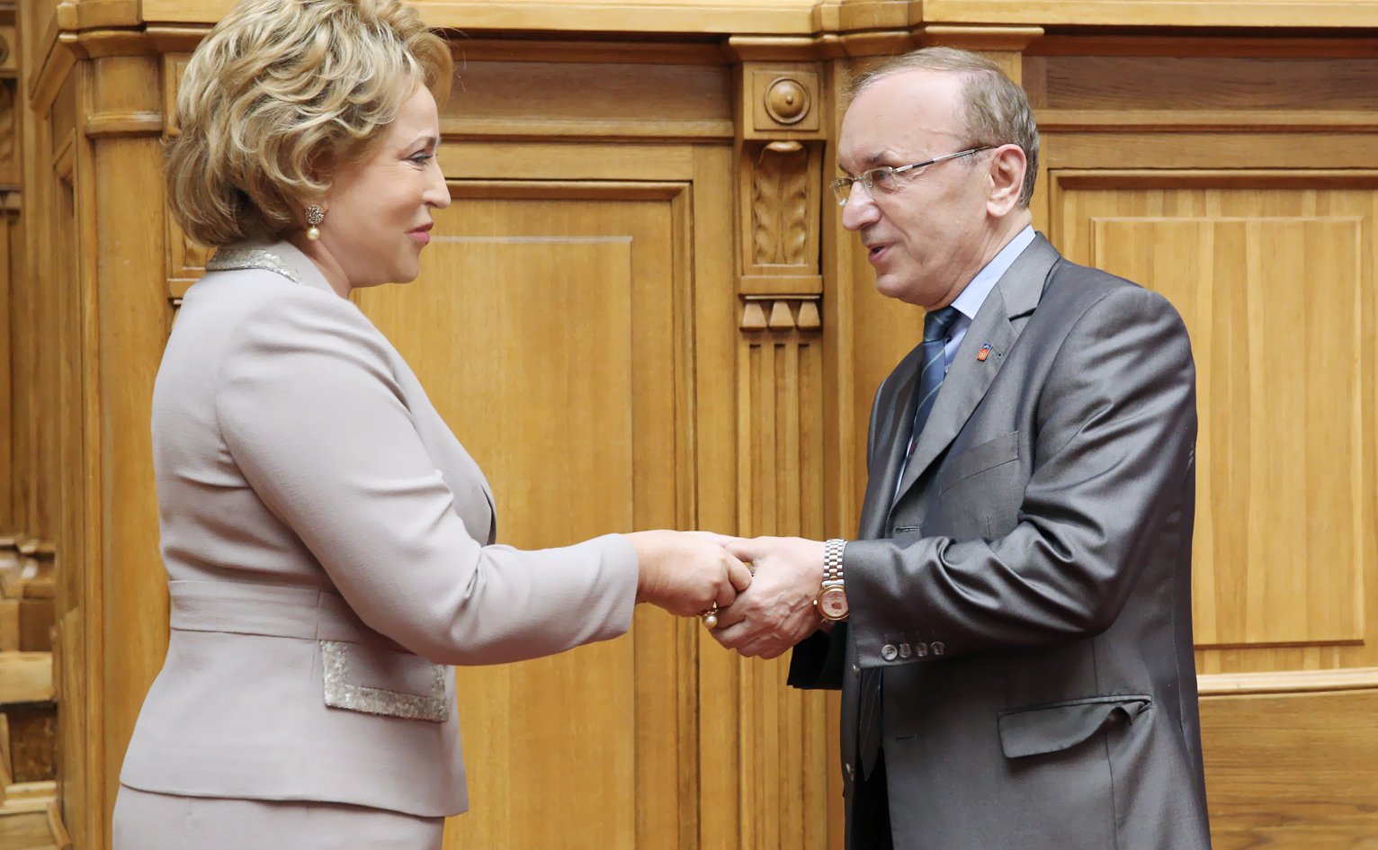 26-06 335 Матвиенко заседание зал Таврический 16