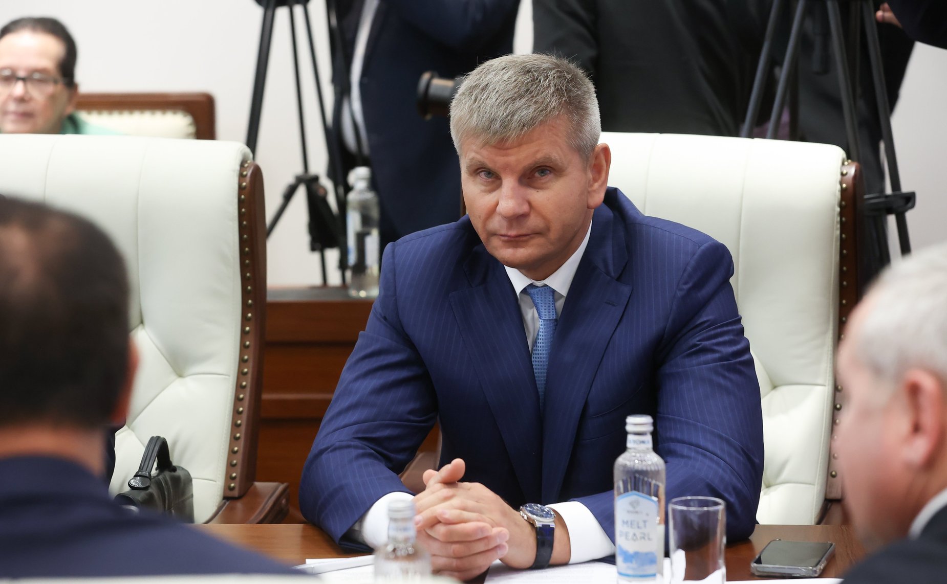 Геннадий Голов