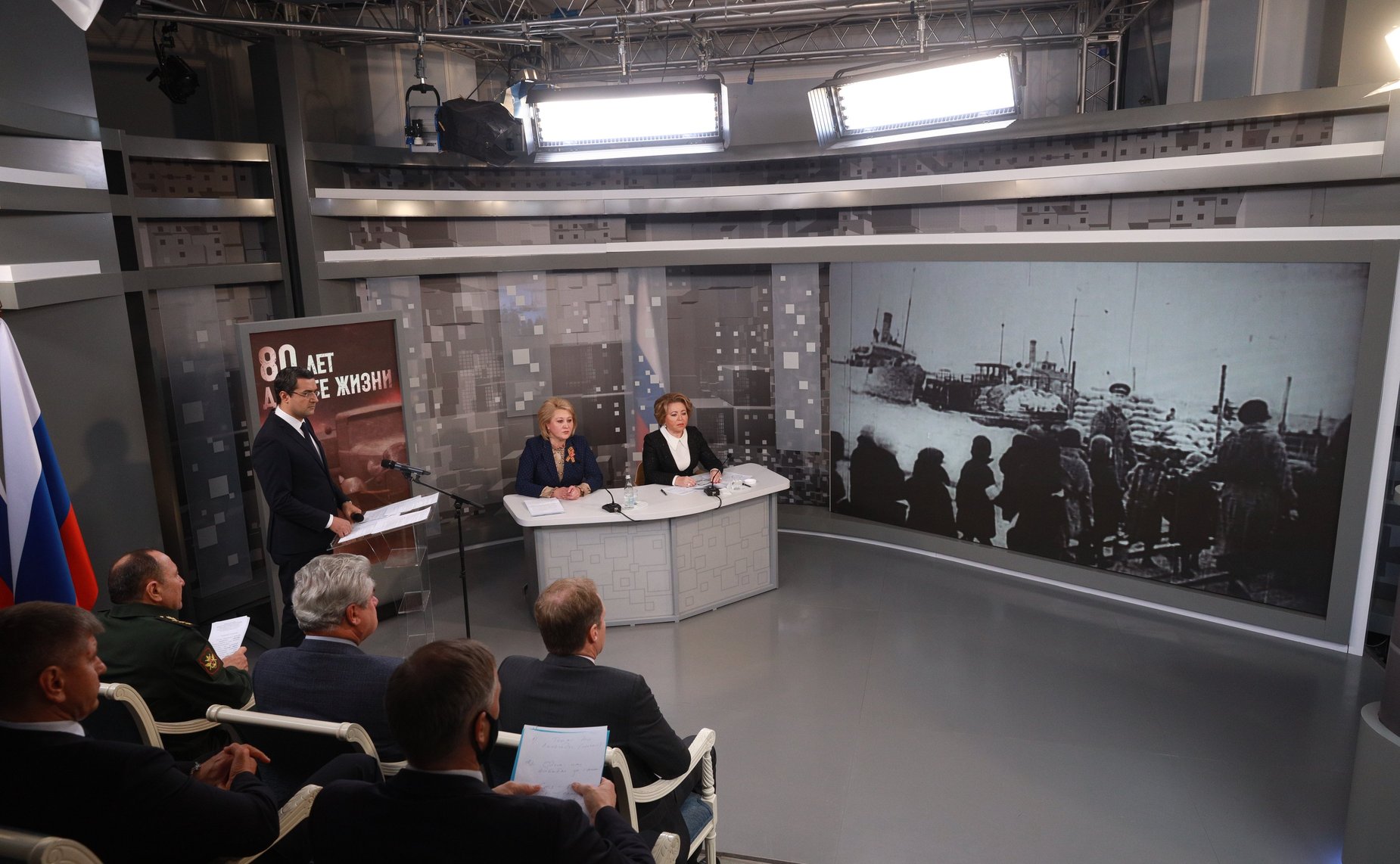 Председатель Совета Федерации Валентина Матвиенко приняла участие в телемосте, посвященном установке легендарной «Полуторки» на территории музея-диорамы «Прорыв блокады Ленинграда» в городе Кировске Ленинградской области