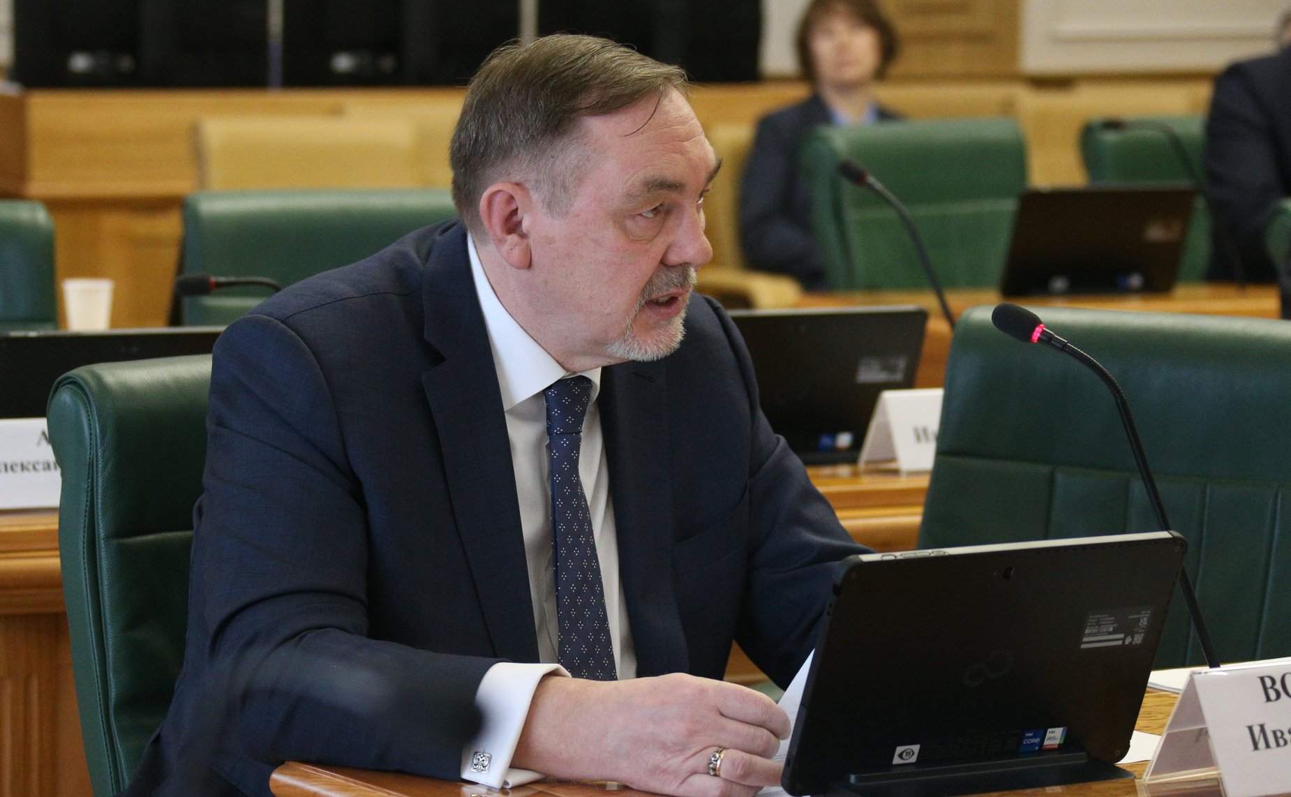 Заседание Комитета СФ по конституционному законодательству и государственному строительству