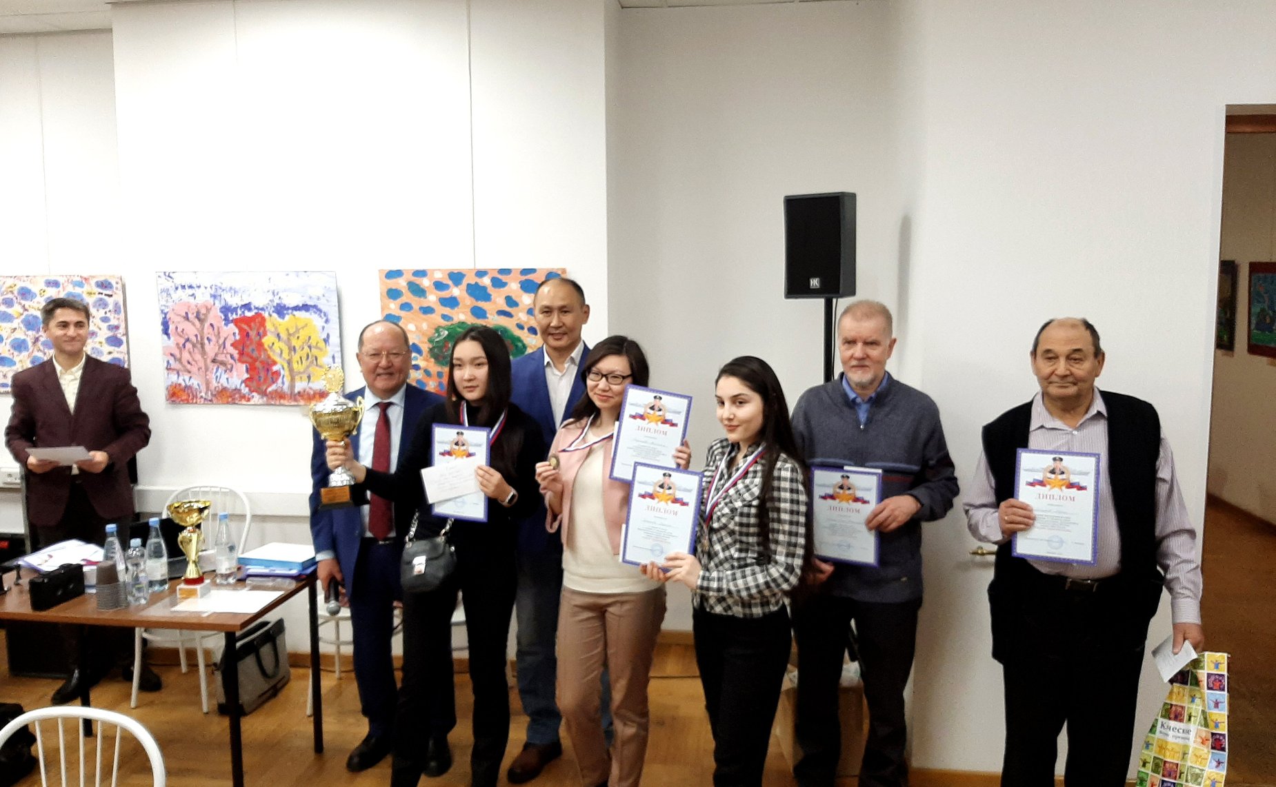 Баир Жамсуев принял участие в проведении турнира по шахматам памяти Героя России Алдара Цыденжапова