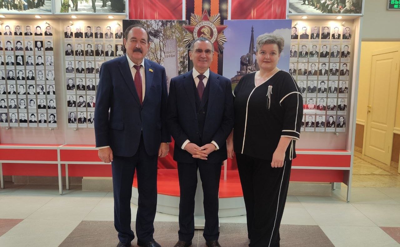 Николай Федоров посетил крупное промышленное предприятие в столице Чувашии