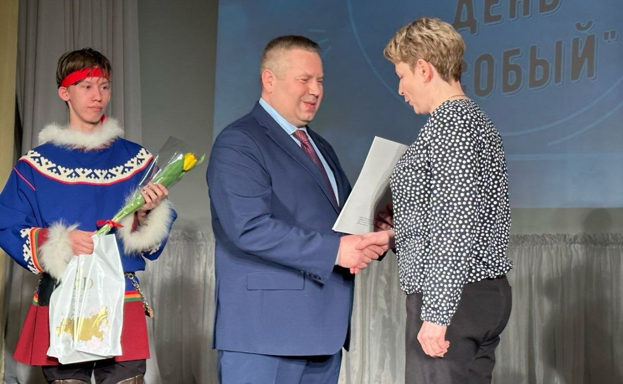 Денис Гусев в рамках поездки в регион принял участие в чествовании победительниц конкурса красоты и профессионального мастерства «Леди успех 2024»