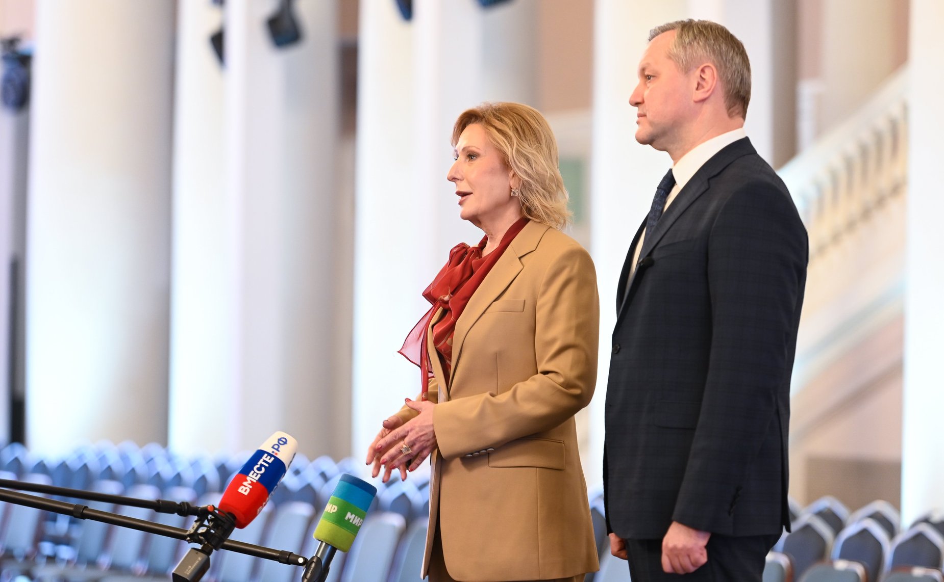 Пресс-подход Инны Святенко. III международный форум «Содружество моды»