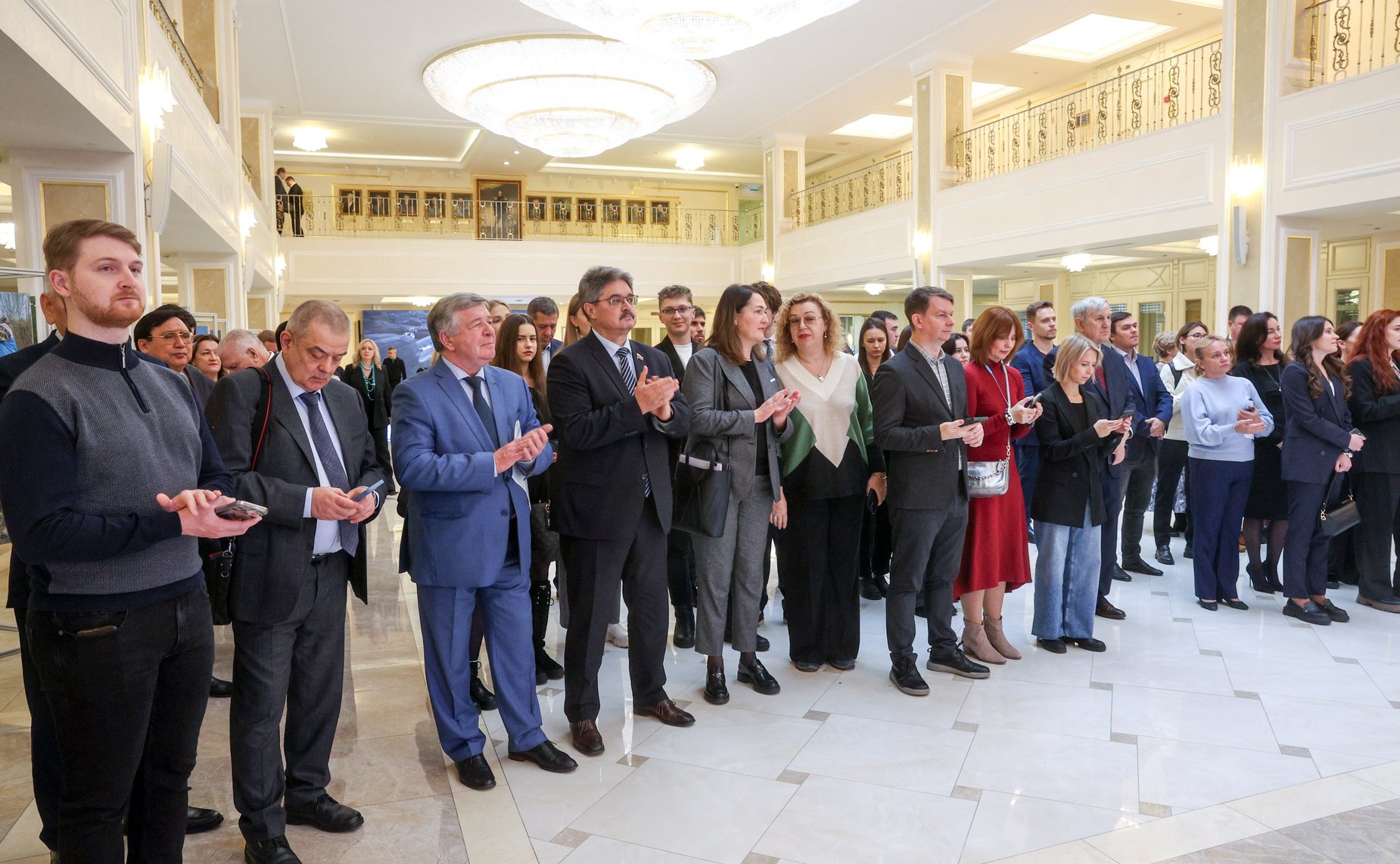 Открытие в Совете Федерации выставки федерального проекта «Чистая Арктика» и награждение лучших волонтеров и партнеров федерального проекта «Чистая Арктика»