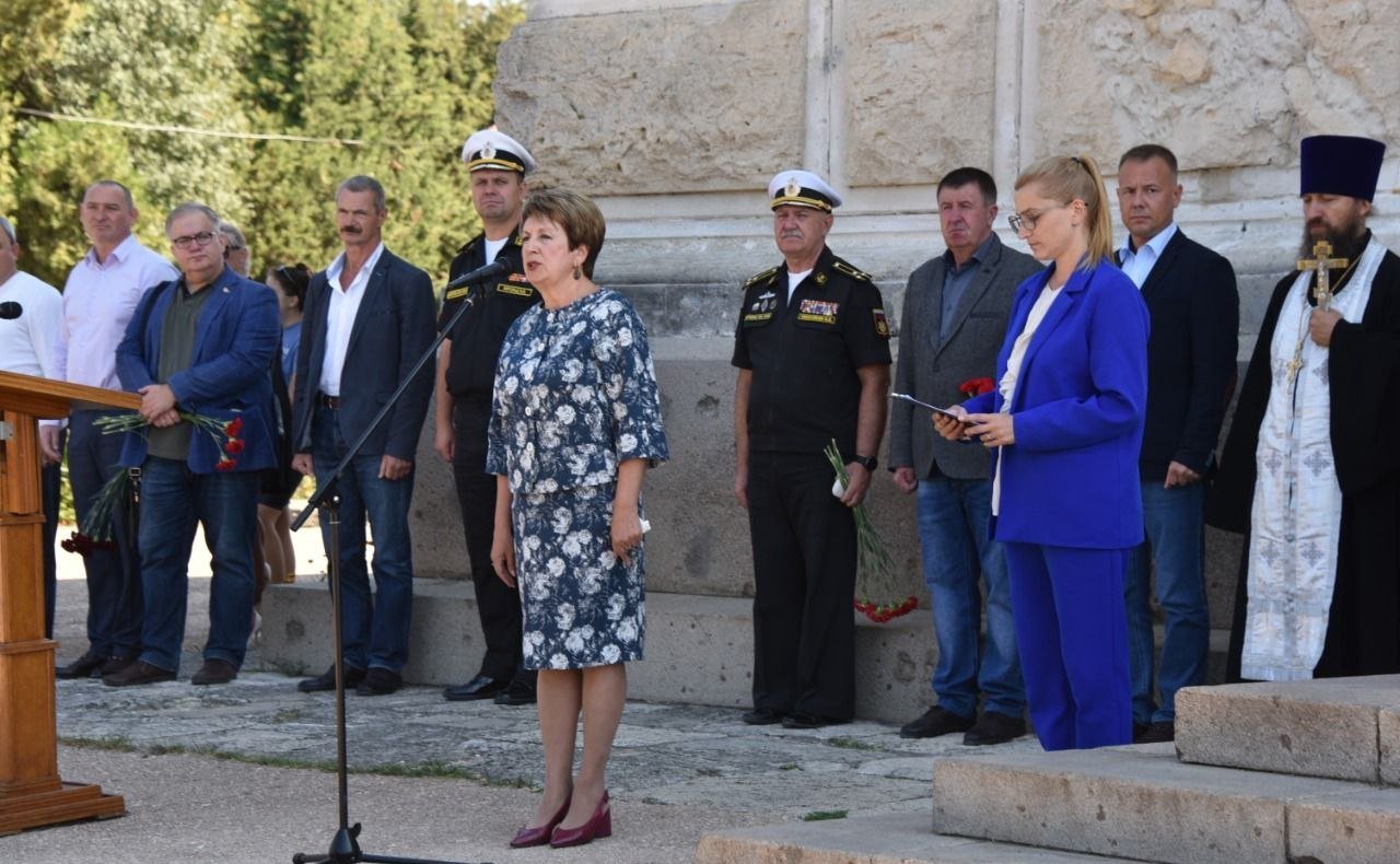 Екатерина Алтабаева приняла участие в митинге-реквиеме к 167-летию окончания Первой обороны Севастополя