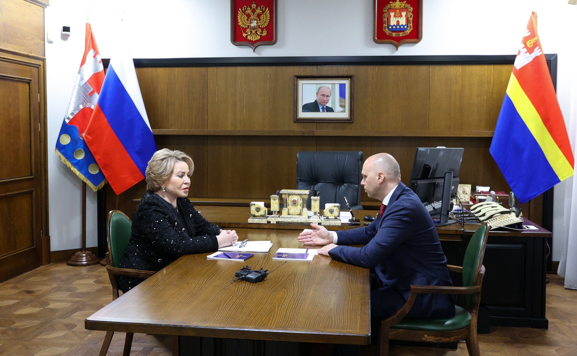 В ходе рабочей поездки в регион Председатель Совета Федерации Валентина Матвиенко провела встречу с губернатором Калининградской области Алексеем Беспрозванных