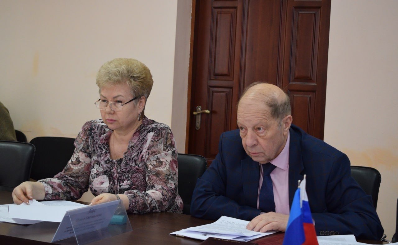 Ольга Бас приняла участие во внеочередном заседании профильного комитета Народного Совета ЛНР