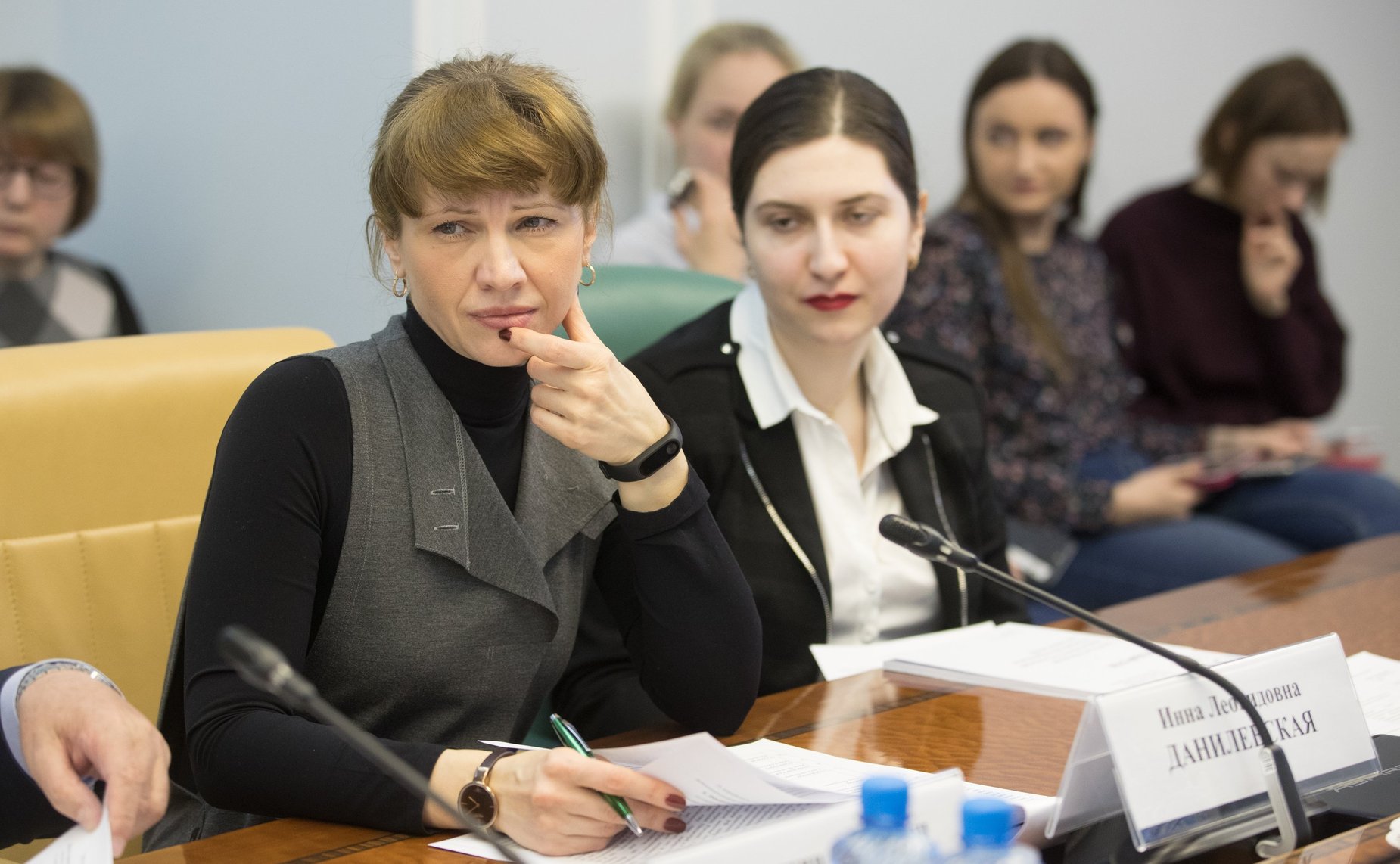 «Круглый стол» на тему «Вопросы повышения эффективности реализации полномочий федеральных парламентариев»