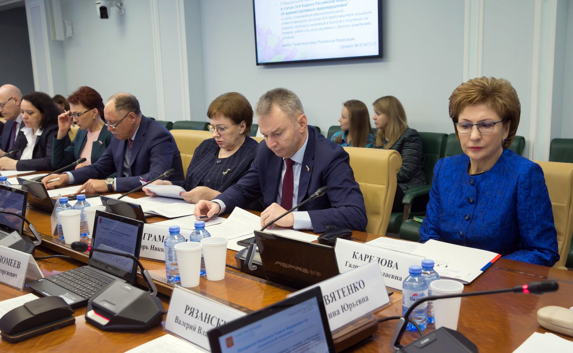 Заседание Комитета СФ по социальной политике