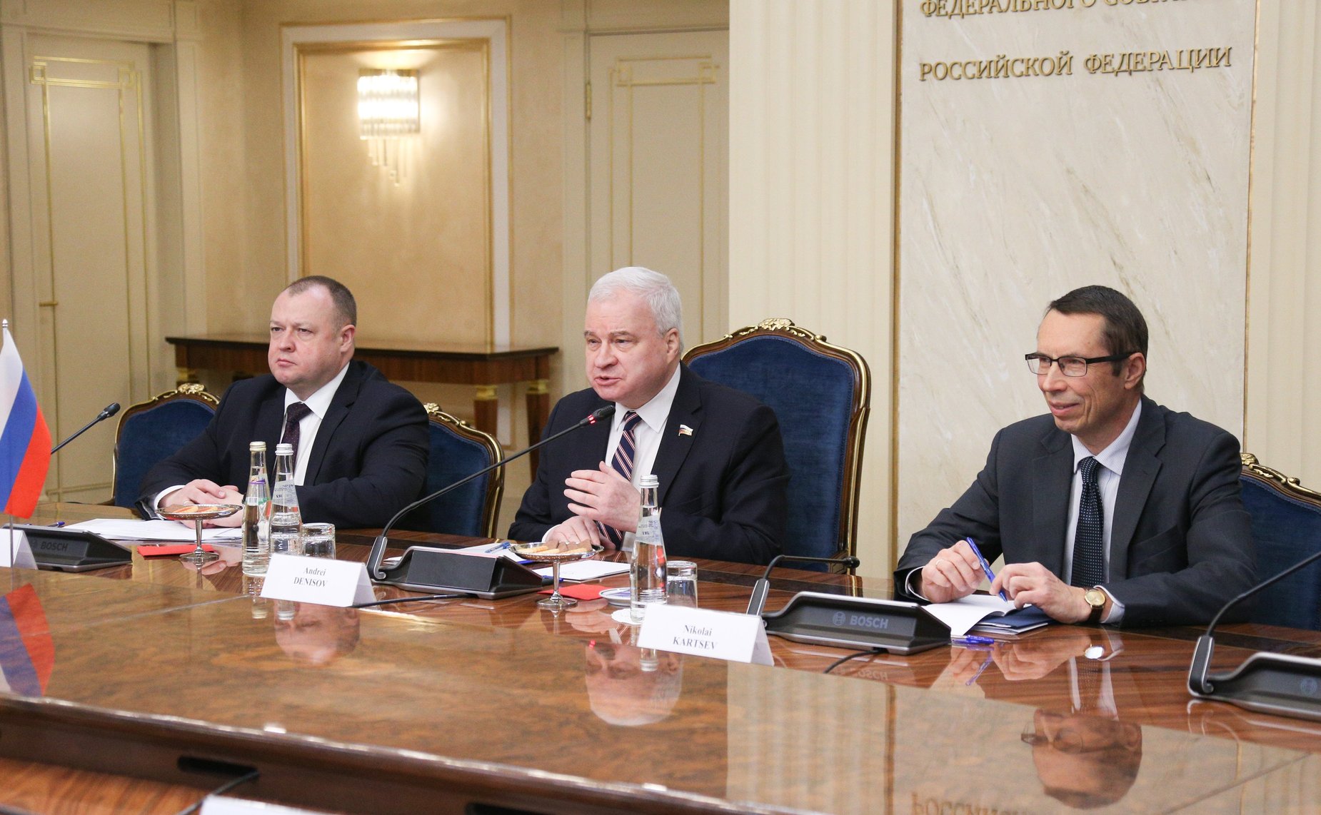 Встреча первого заместителя председателя Комитета СФ по международным делам Андрея Денисова с Чрезвычайным и Полномочным Послом Королевства Таиланд в РФ